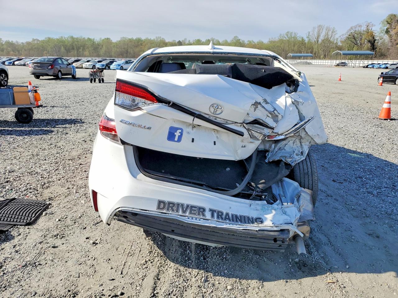 2023 TOYOTA COROLLA photo 11