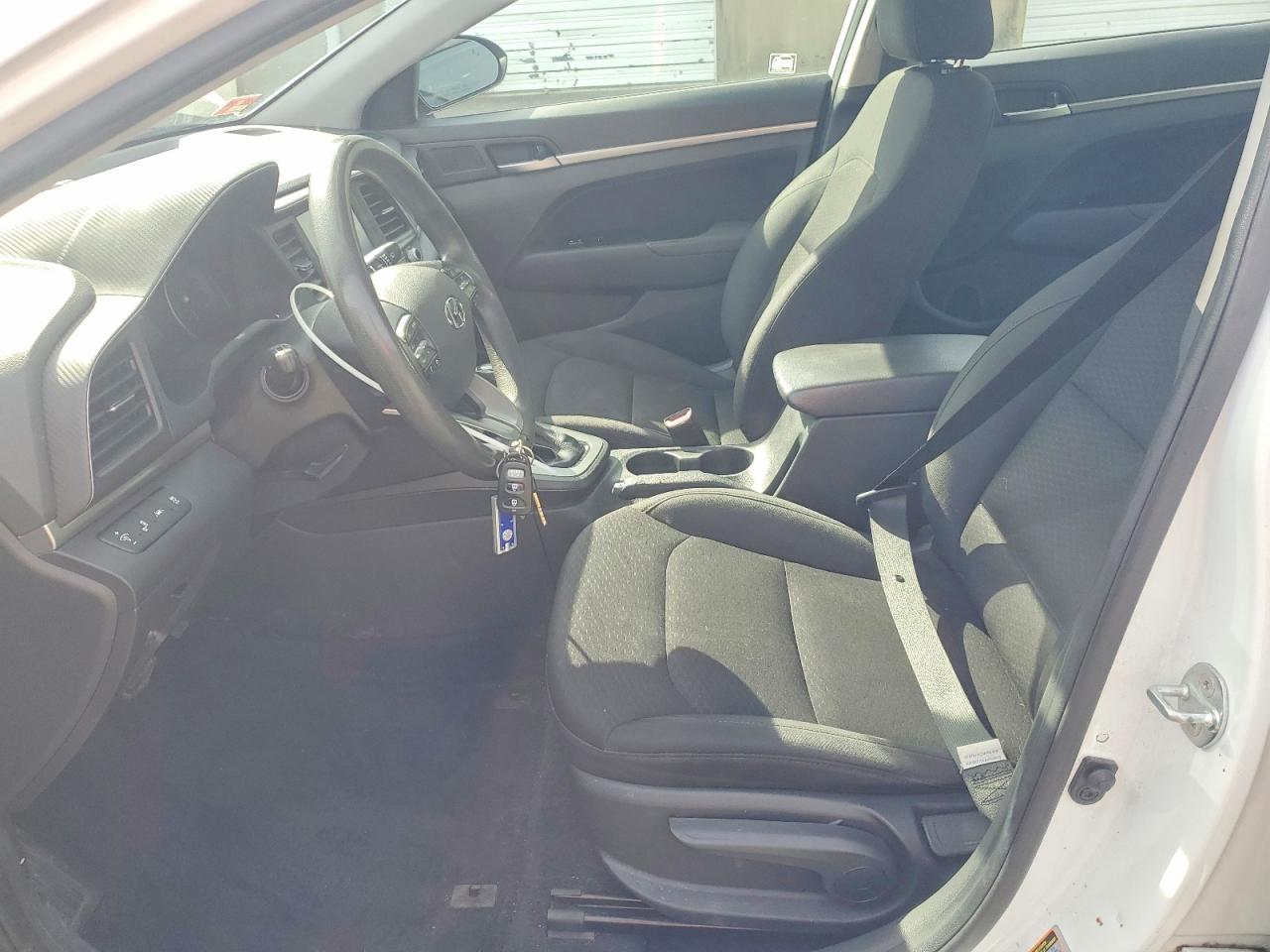 2020 HYUNDAI ELANTRA SEL photo 13
