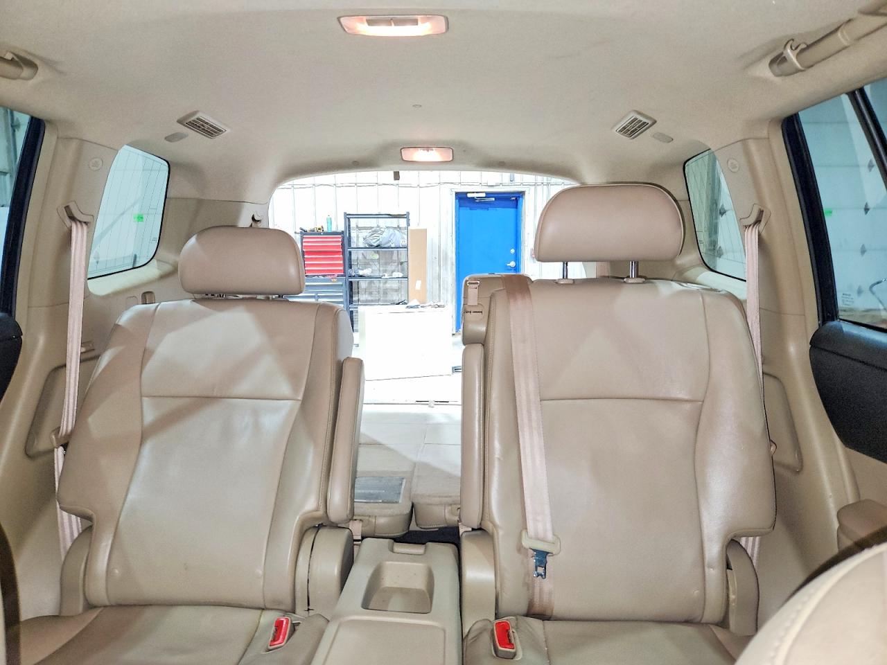 2013 TOYOTA HIGHLANDER SE photo 19
