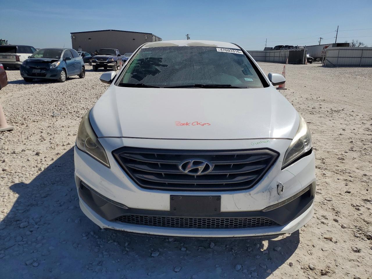 2015 HYUNDAI SONATA SE photo 9
