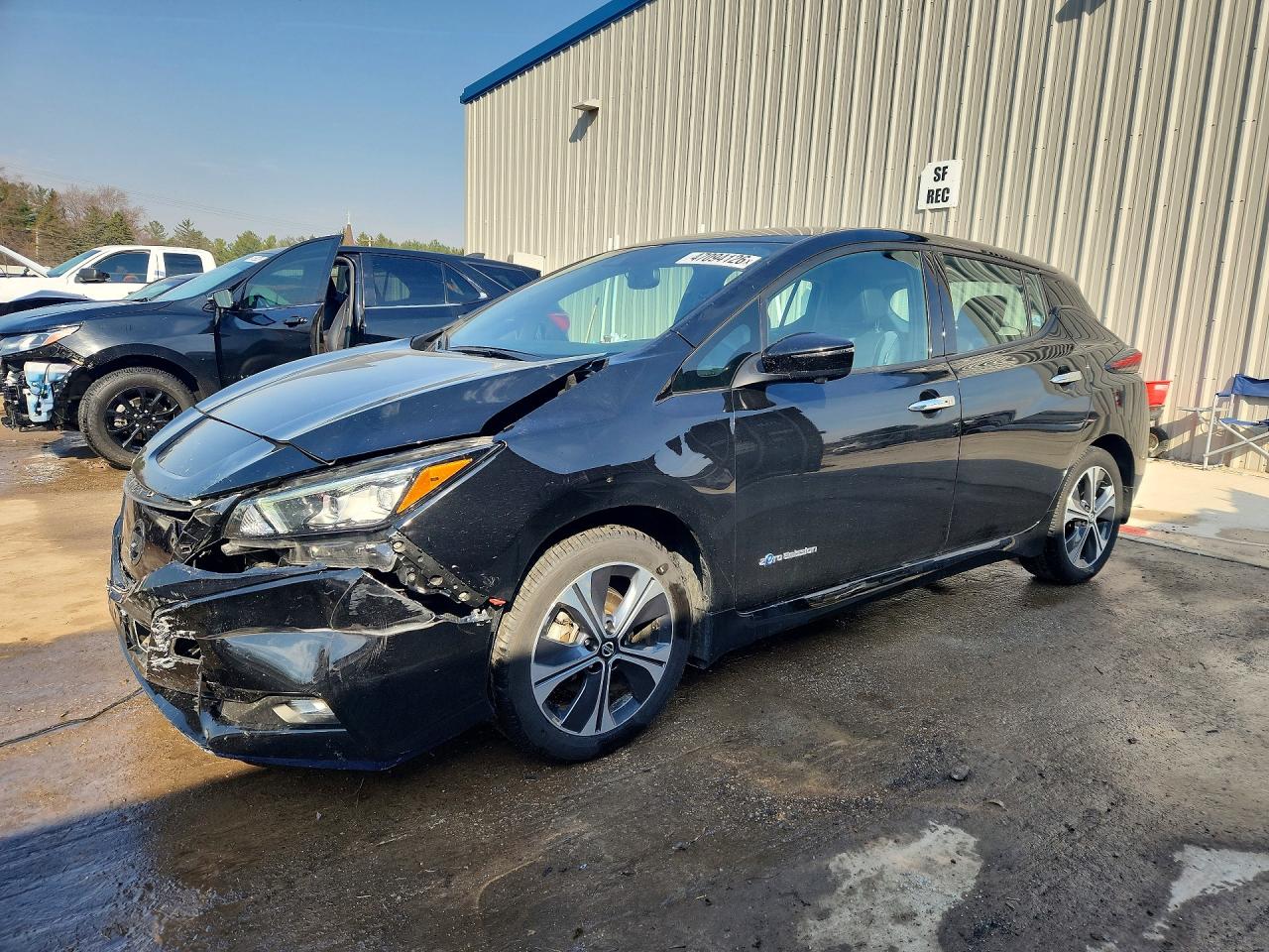 2019 NISSAN LEAF