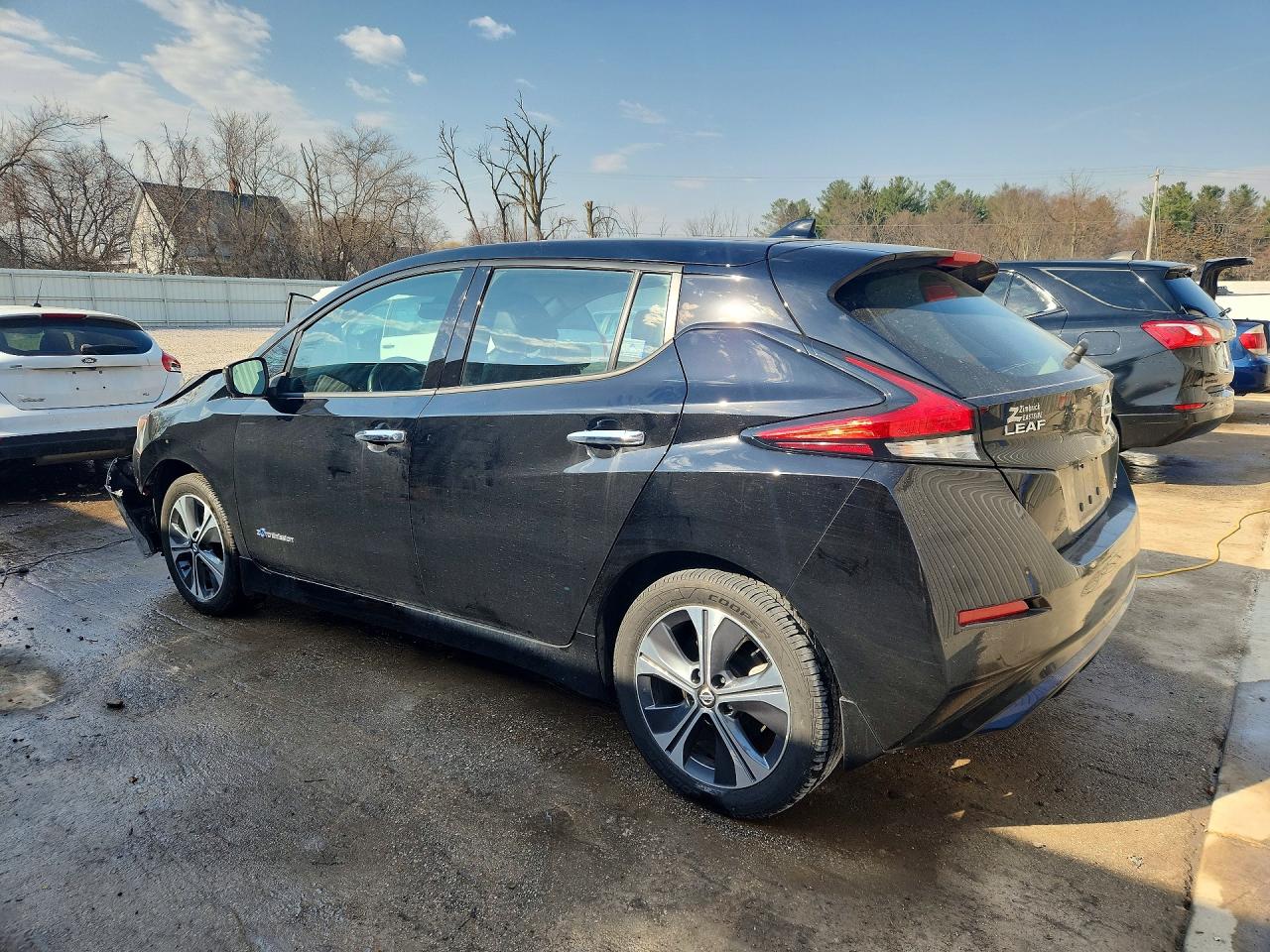 2019 NISSAN LEAF SL PLUS photo 3