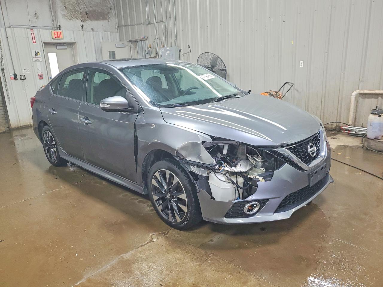 2017 NISSAN SENTRA SR TURBO photo 4