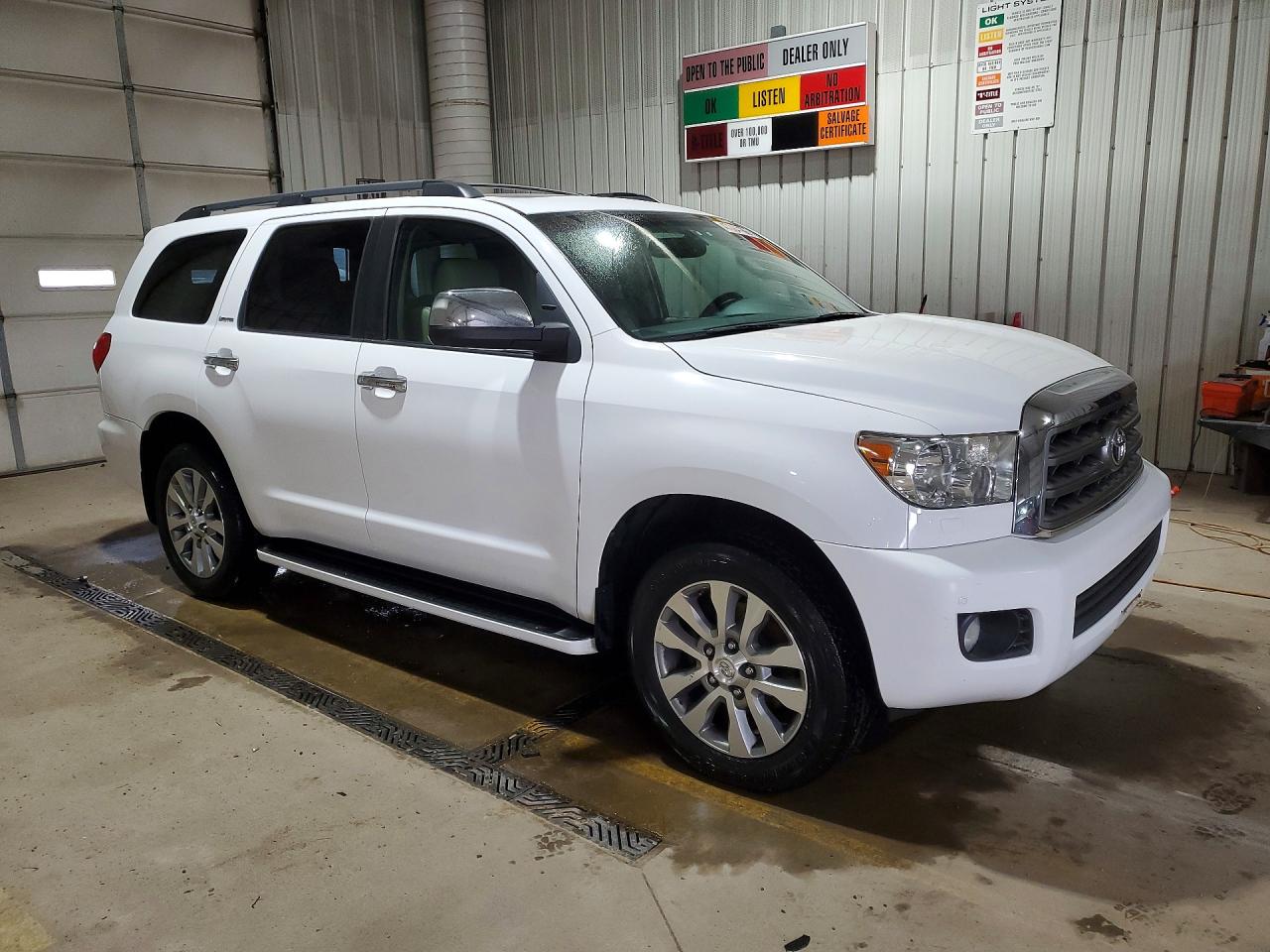 2015 TOYOTA SEQUOIA LIMITED photo 3