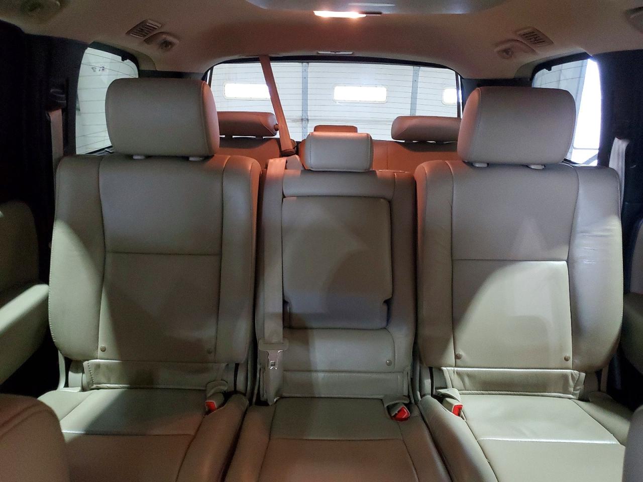 2015 TOYOTA SEQUOIA LIMITED photo 9