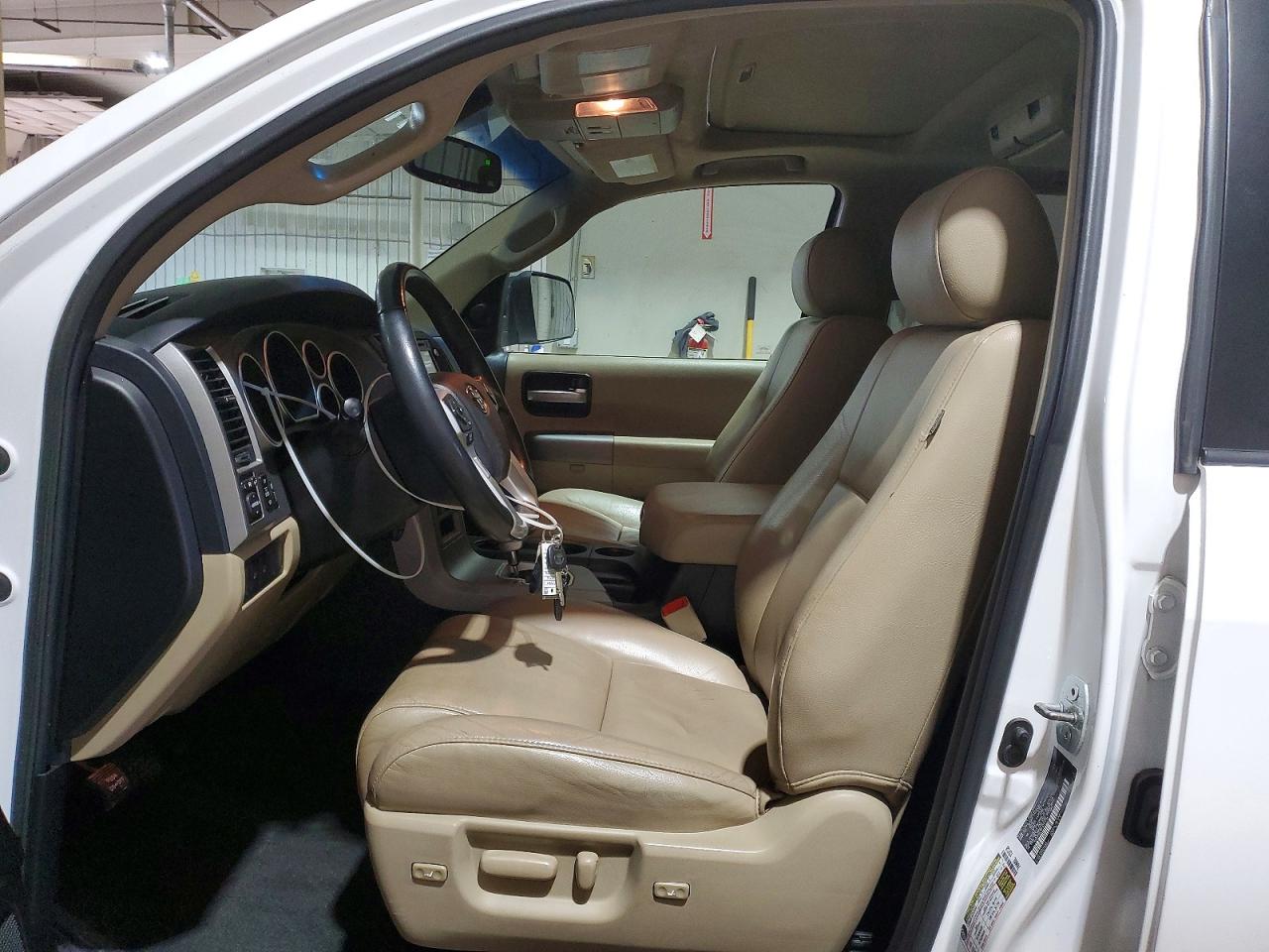 2015 TOYOTA SEQUOIA LIMITED photo 6