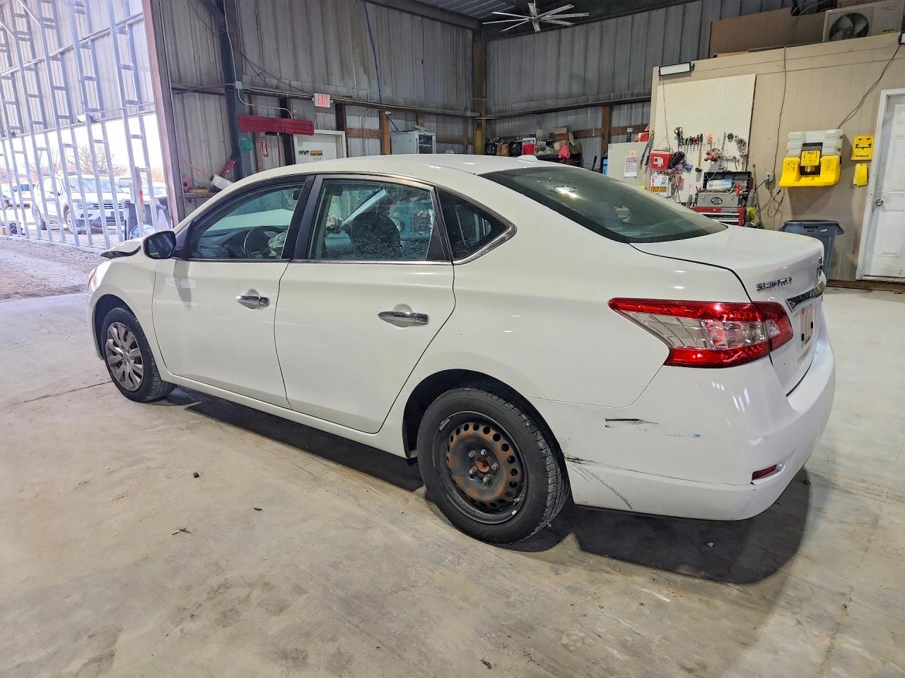 2015 NISSAN SENTRA SV photo 2