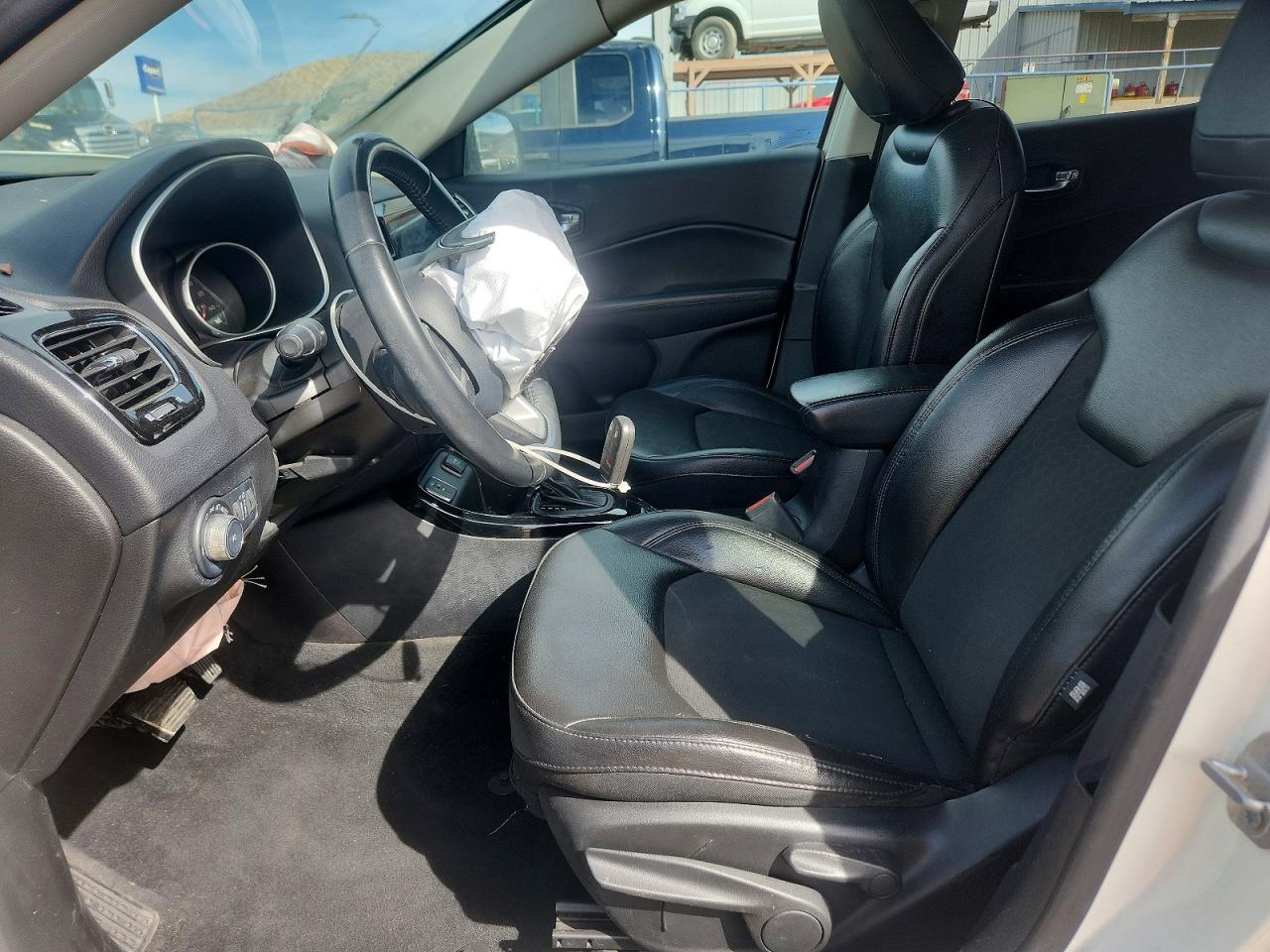 2019 JEEP COMPASS LATITUDE photo 19