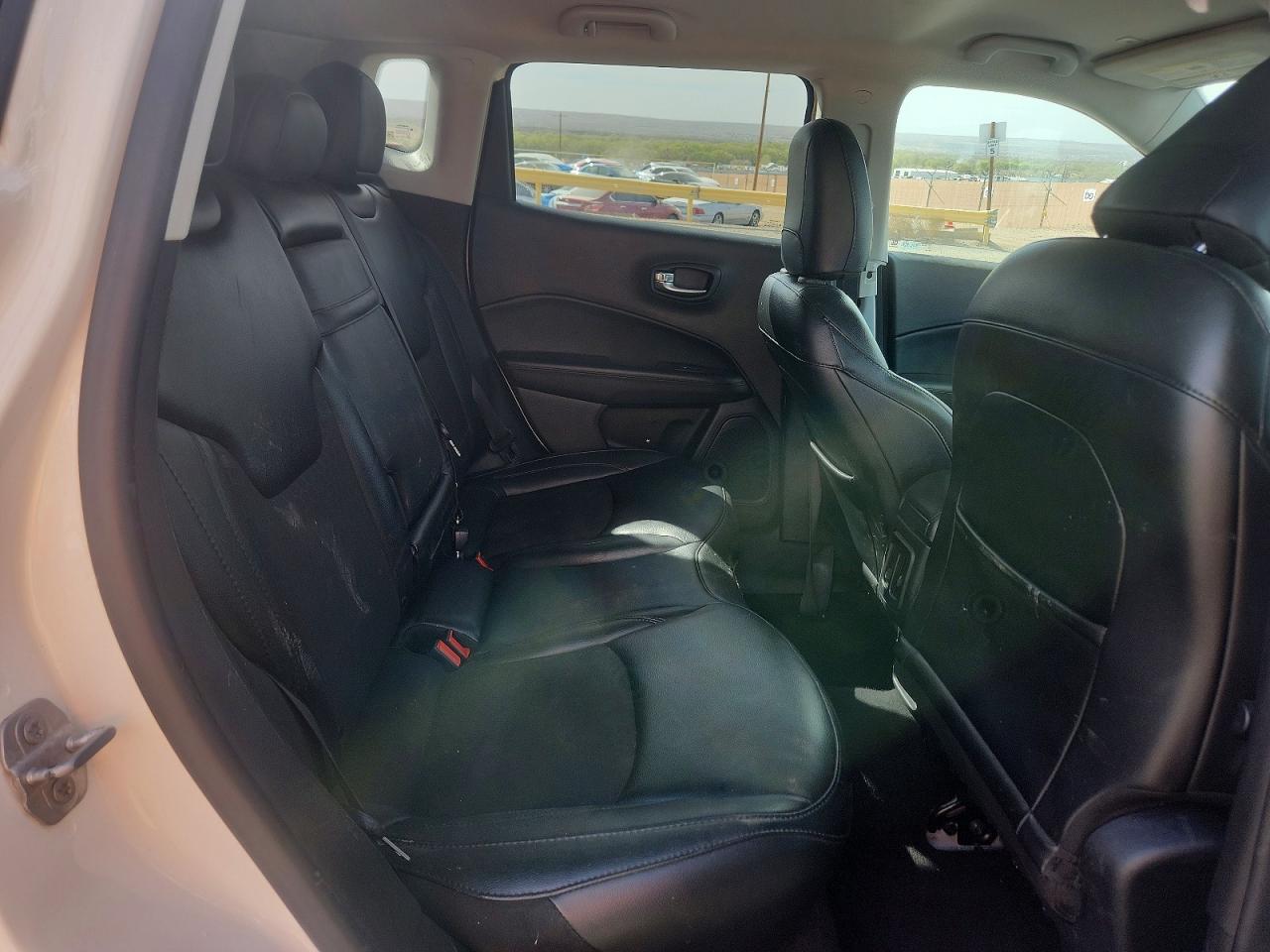 2019 JEEP COMPASS LATITUDE photo 28
