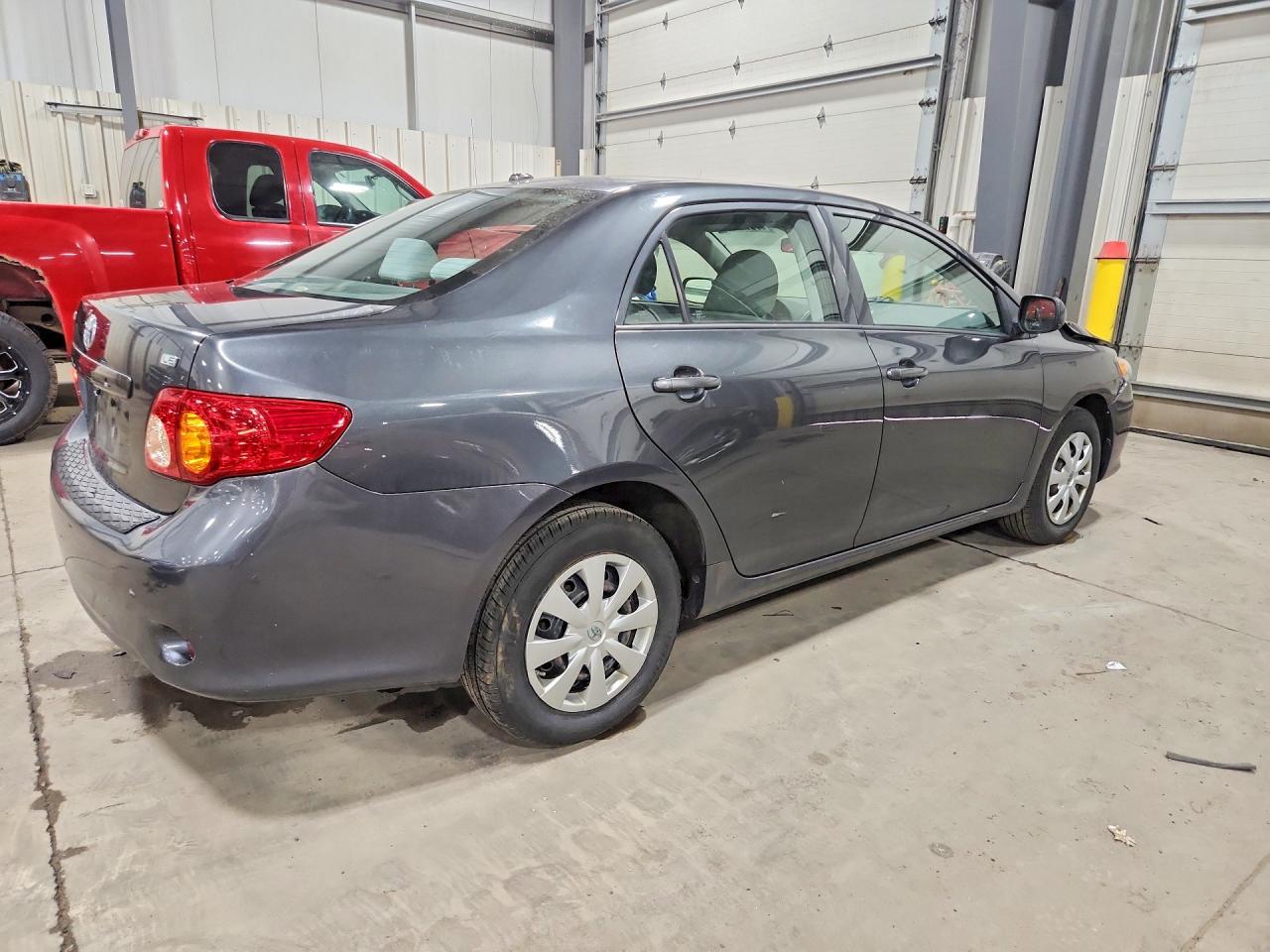 2010 TOYOTA COROLLA LE photo 7