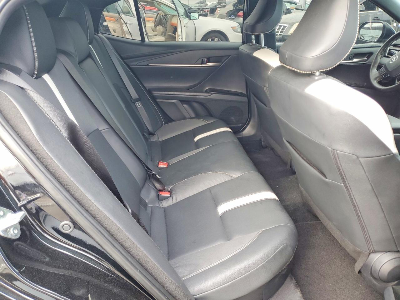 2025 TOYOTA CAMRY SE photo 28