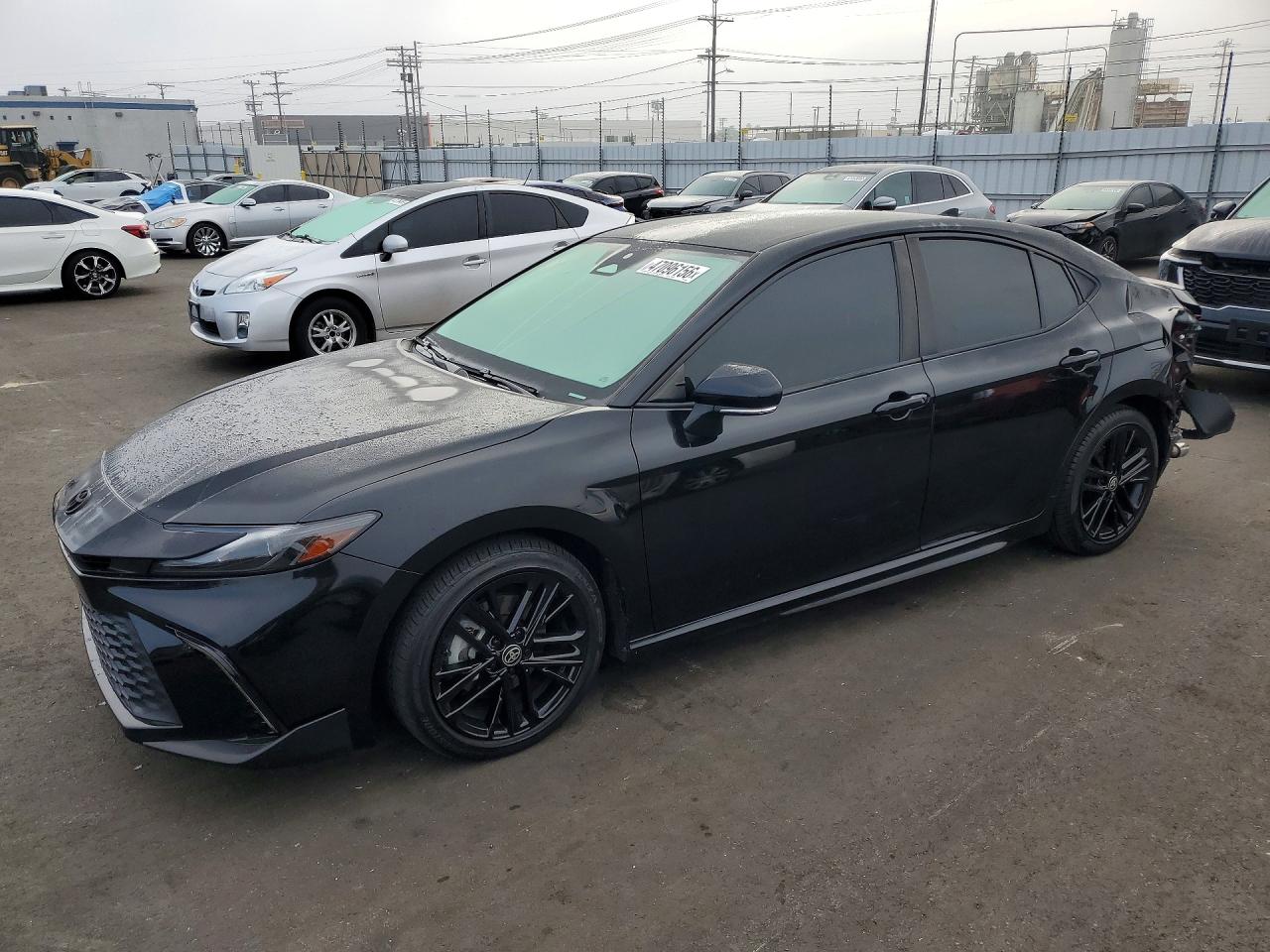 2025 TOYOTA CAMRY
