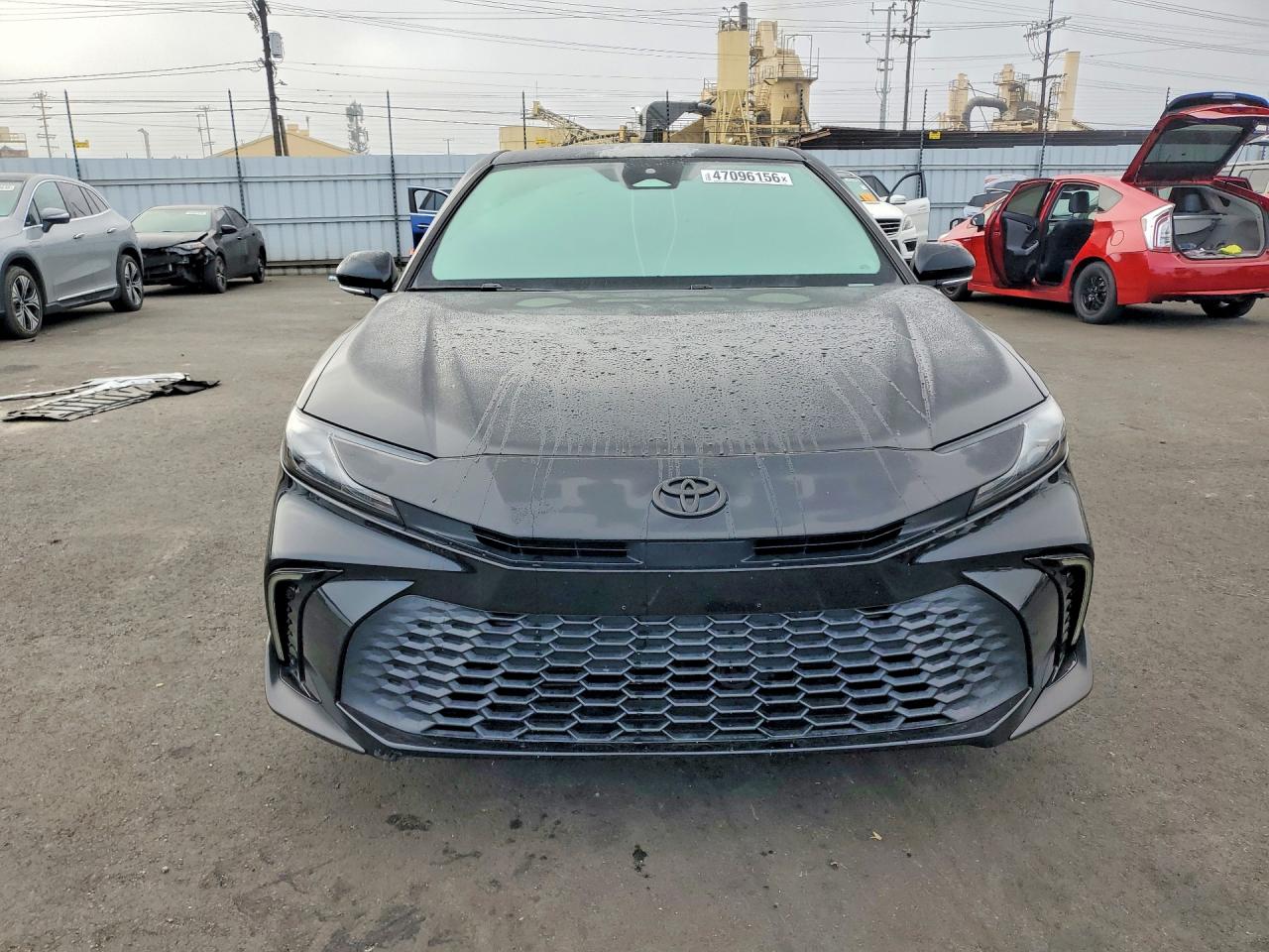 2025 TOYOTA CAMRY SE photo 13