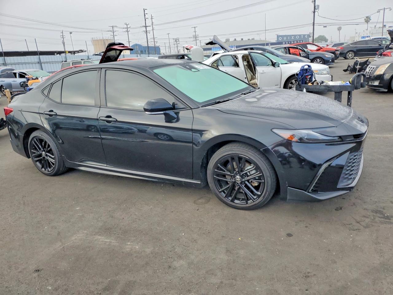2025 TOYOTA CAMRY SE photo 10