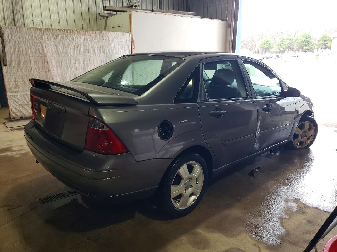 2007 FORD FOCUS ZX4 photo 3