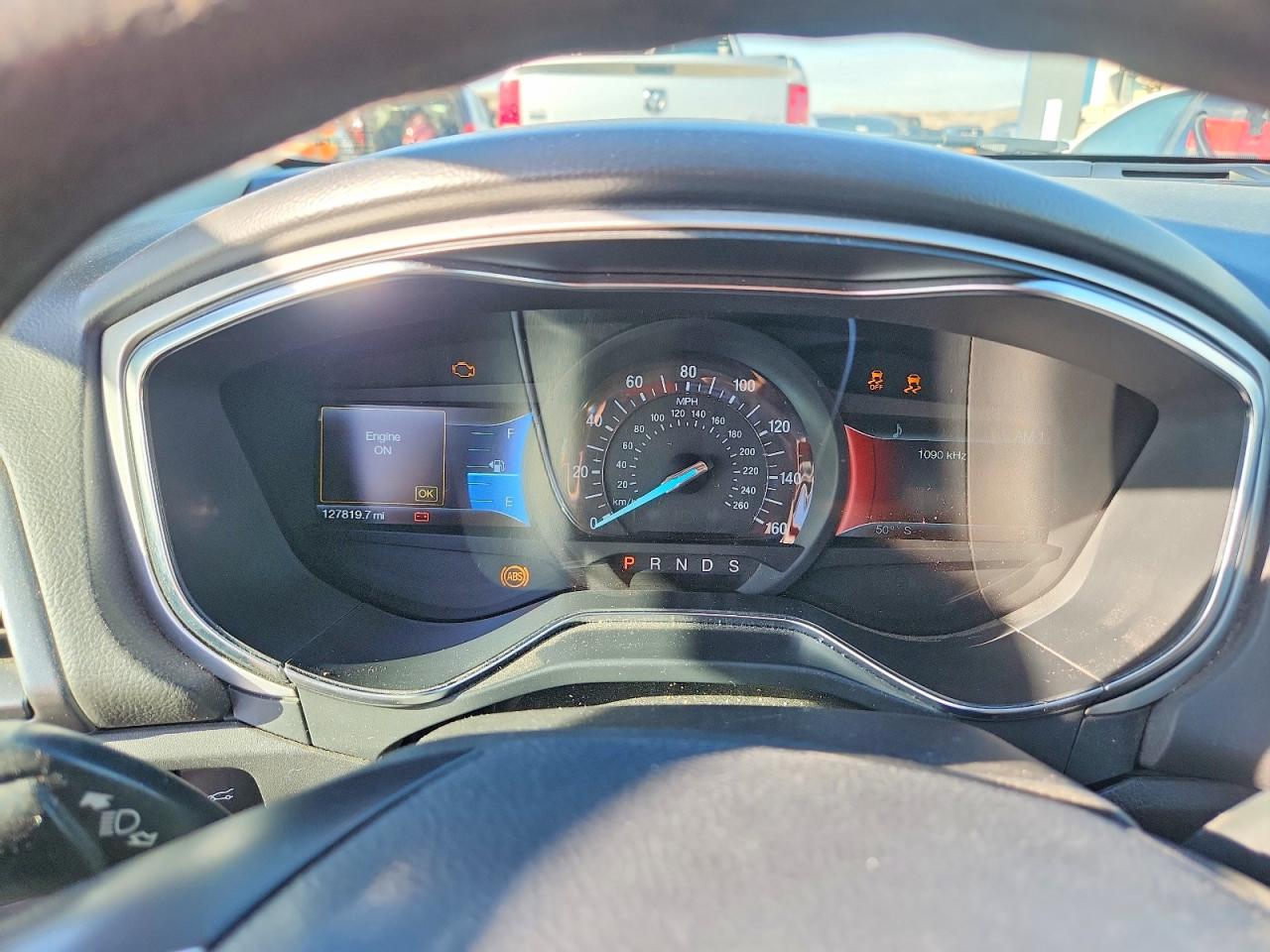 2014 FORD FUSION SE photo 17
