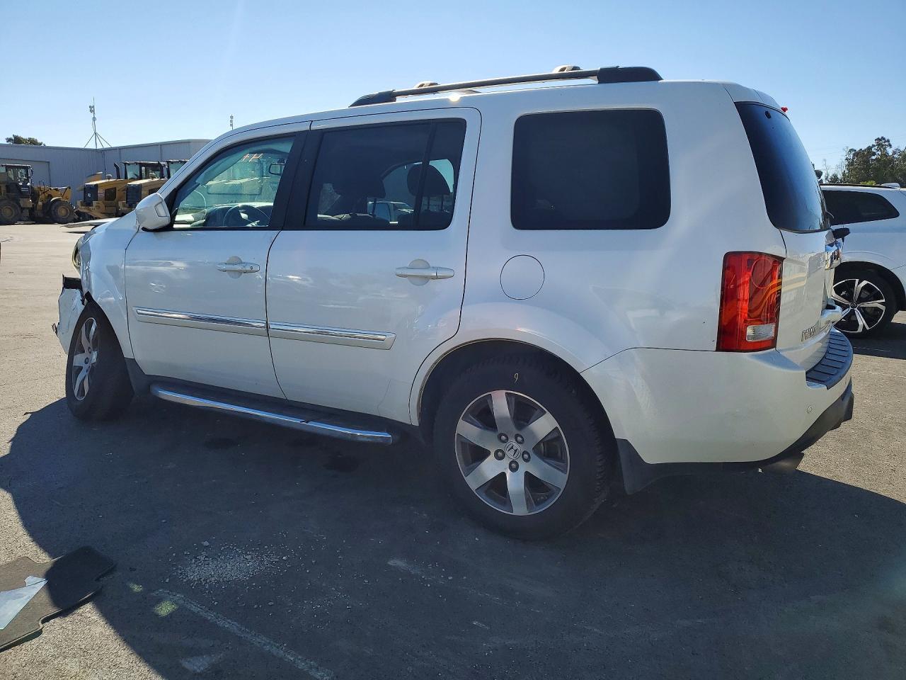 2013 HONDA PILOT TOURING photo 4