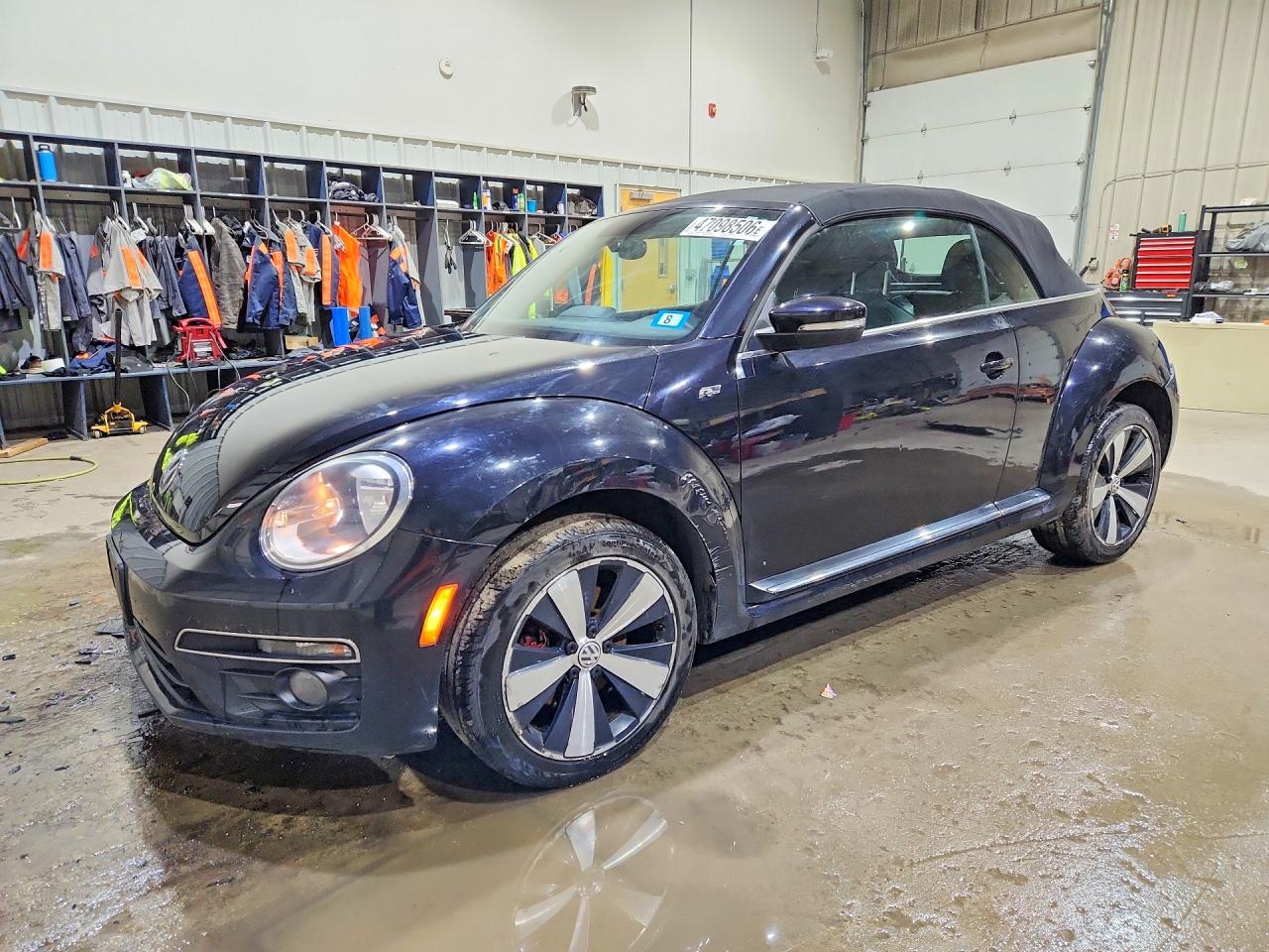 2014 VOLKSWAGEN BEETLE
