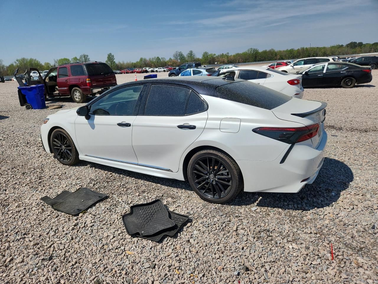 2024 TOYOTA CAMRY XSE V6 photo 3
