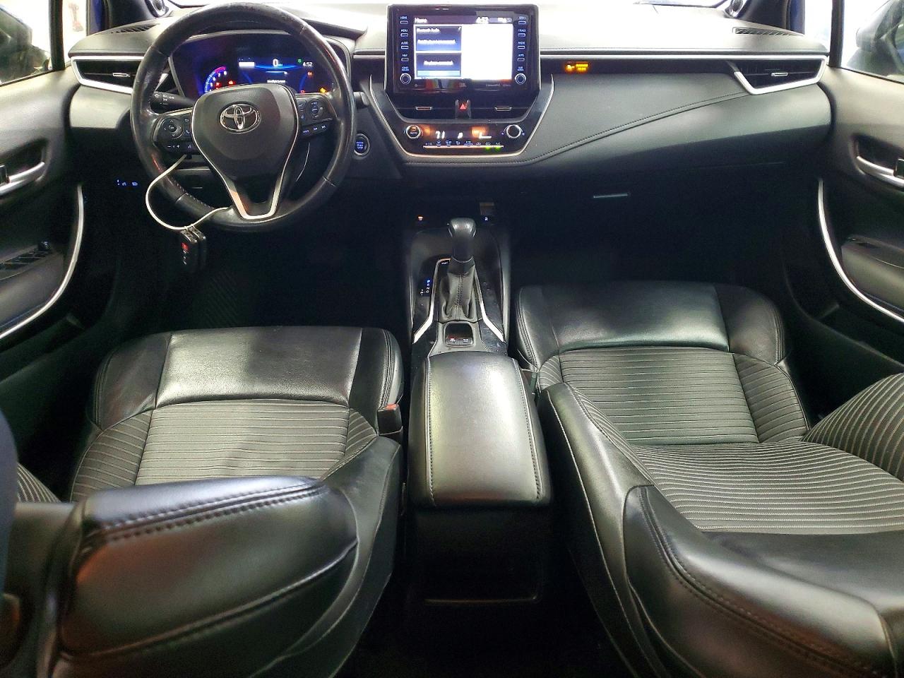 2021 TOYOTA COROLLA XSE photo 22