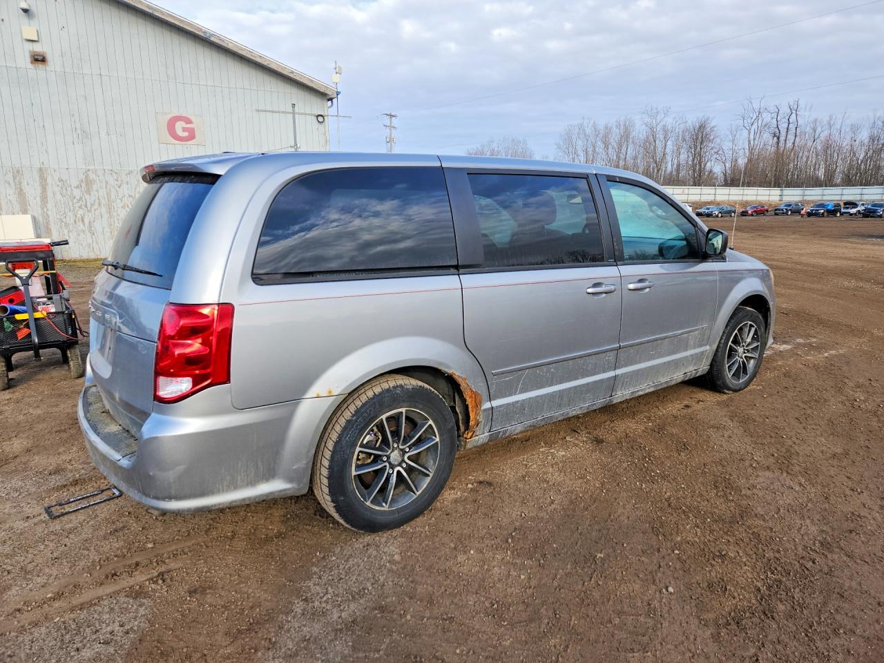 2013 DODGE GRAND CARAVAN SE photo 3