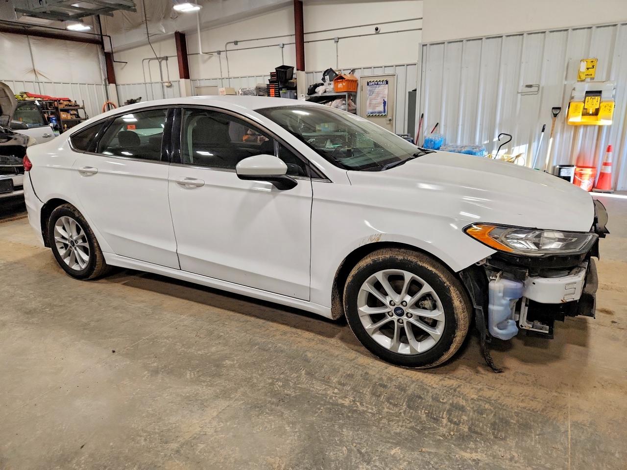 2019 FORD FUSION SE photo 10