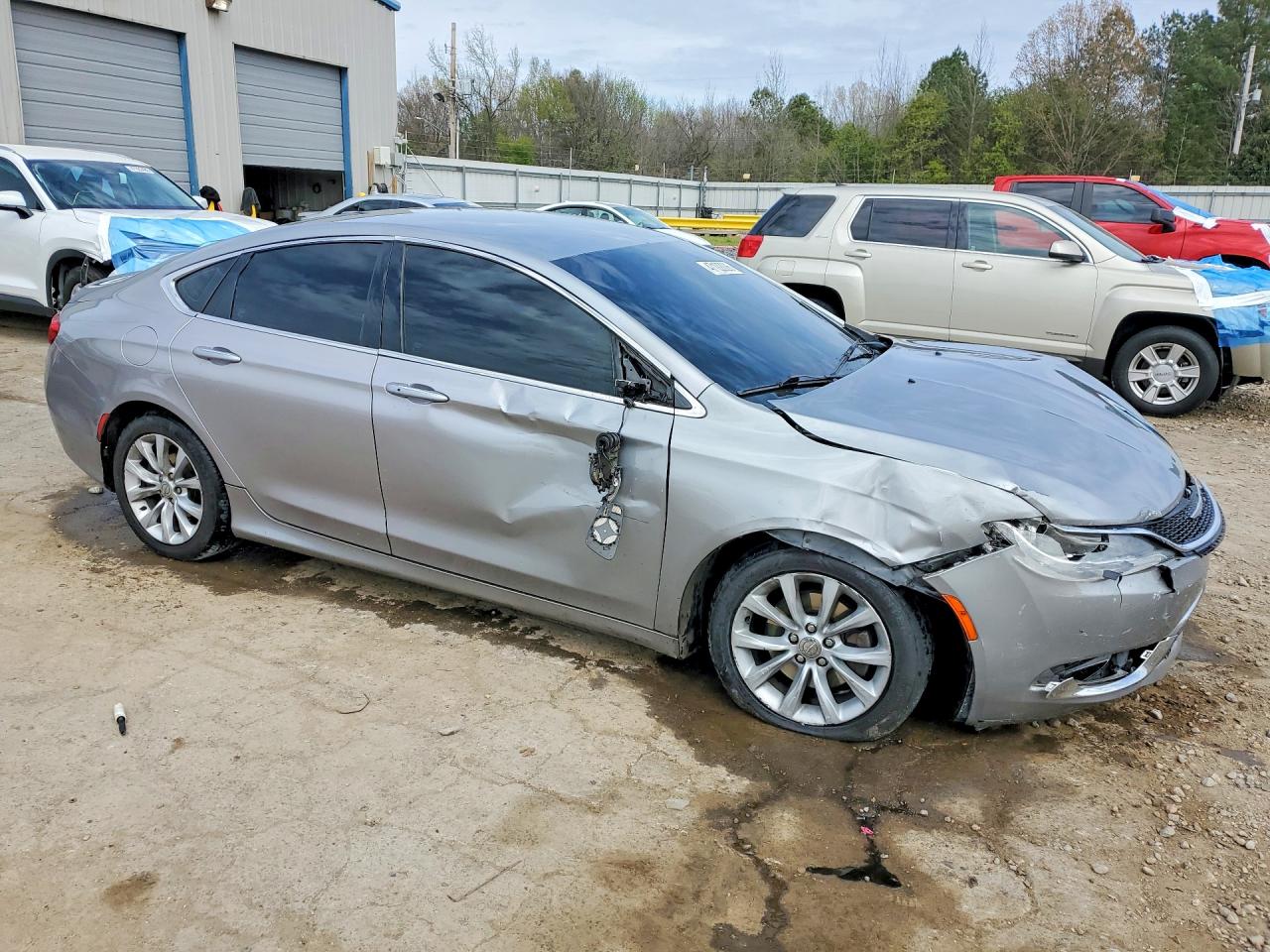 2015 CHRYSLER 200 C photo 4