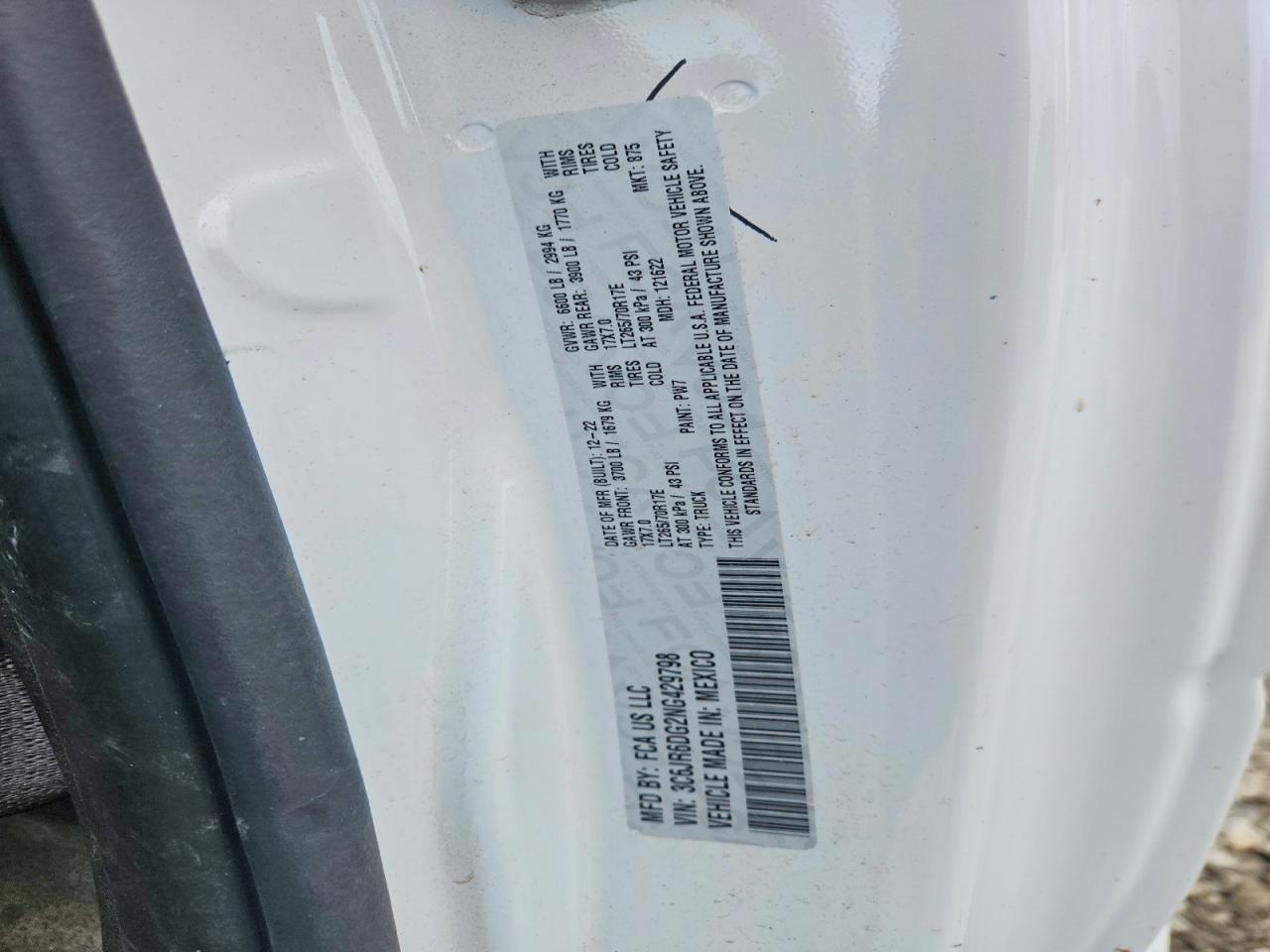 2022 RAM 1500 CLASSIC TRADESMAN photo 13