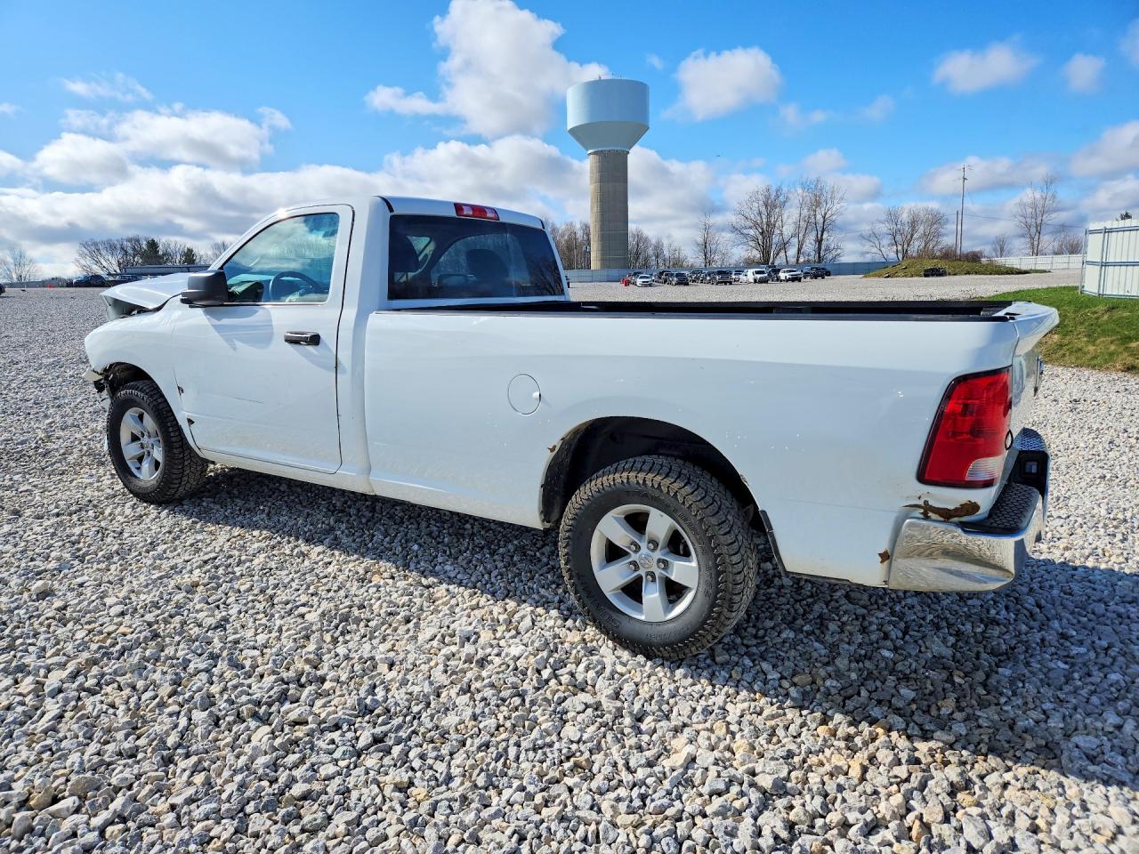 2022 RAM 1500 CLASSIC TRADESMAN photo 2