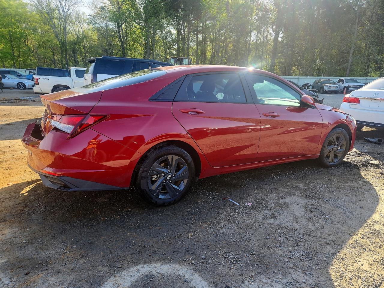 2022 HYUNDAI ELANTRA SEL photo 7