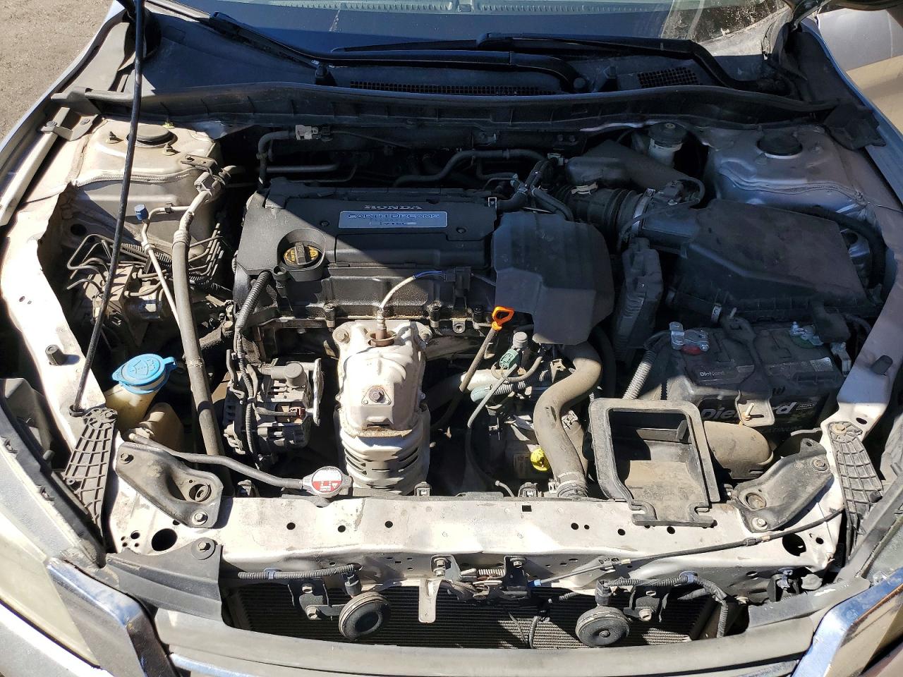 2013 HONDA ACCORD LX photo 11
