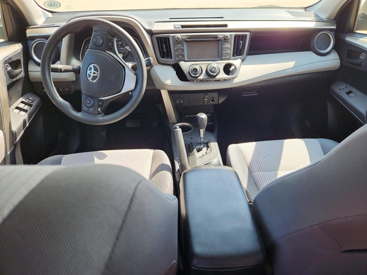 2015 TOYOTA RAV4 LE photo 15