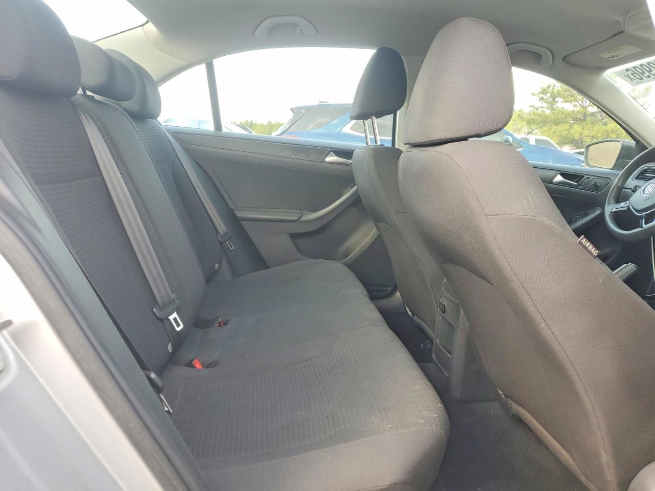 2016 VOLKSWAGEN JETTA S photo 19