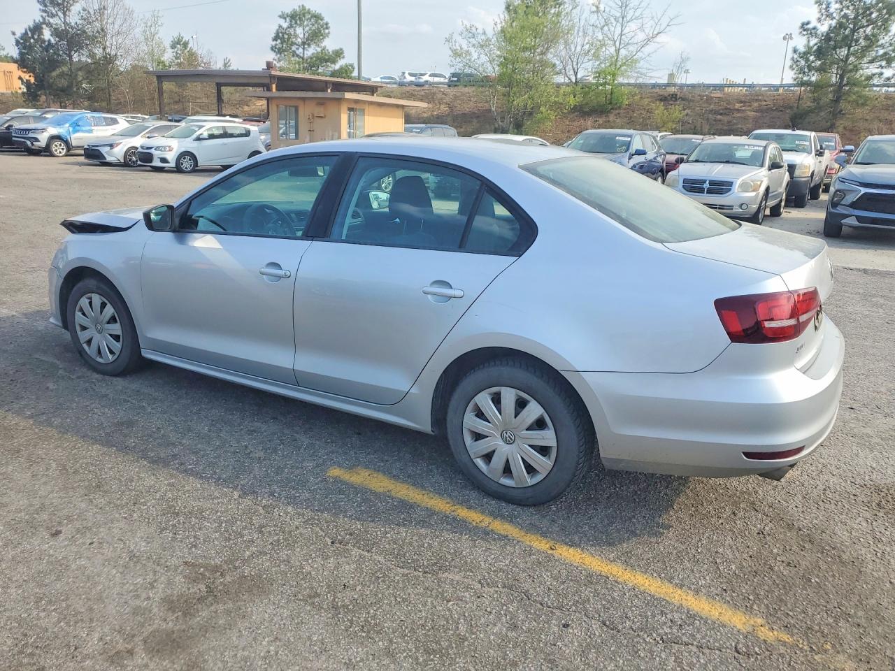 2016 VOLKSWAGEN JETTA S photo 3