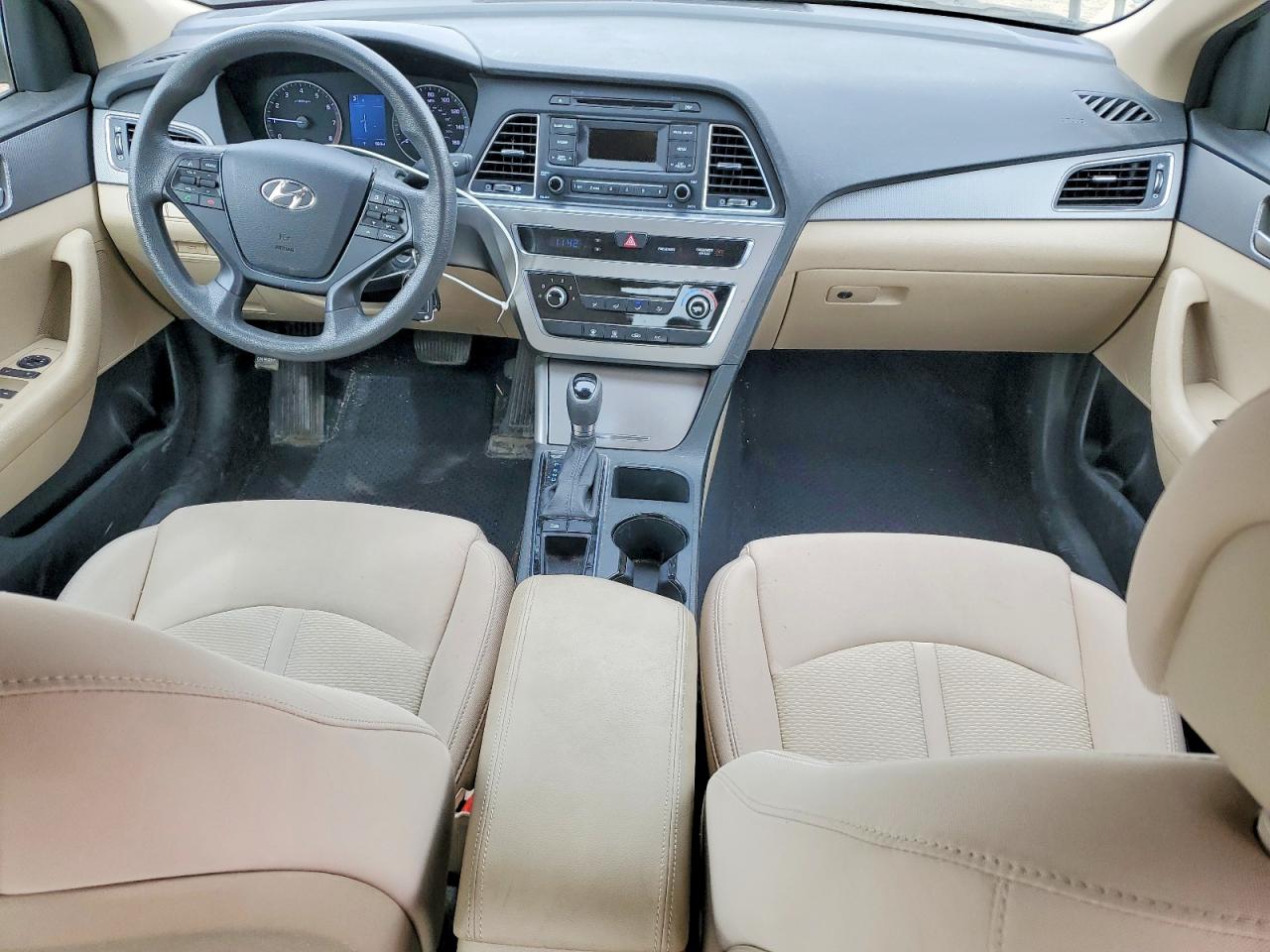 2015 HYUNDAI SONATA SE photo 8