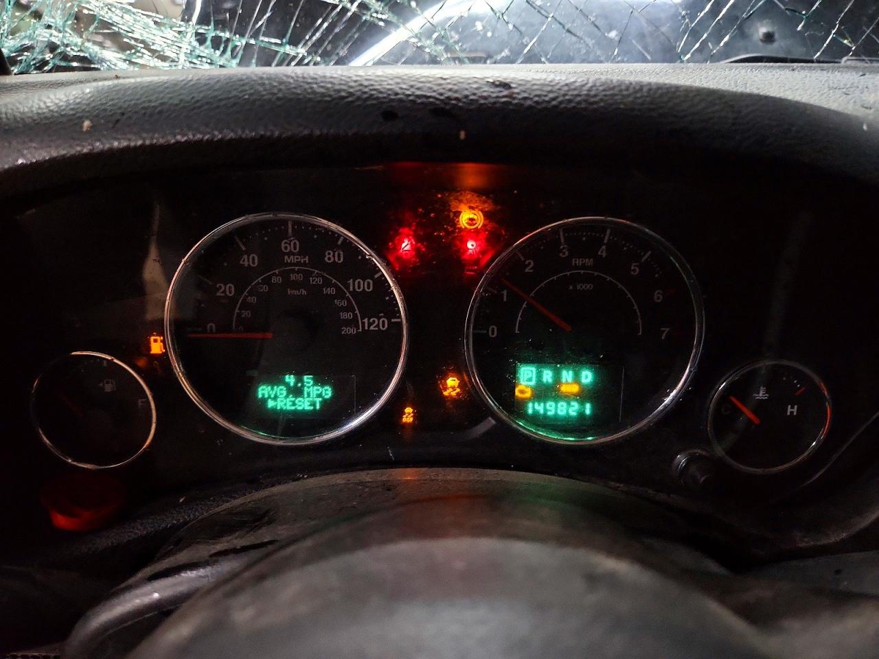 2012 JEEP WRANGLER UNLIMITED SAHARA photo 25