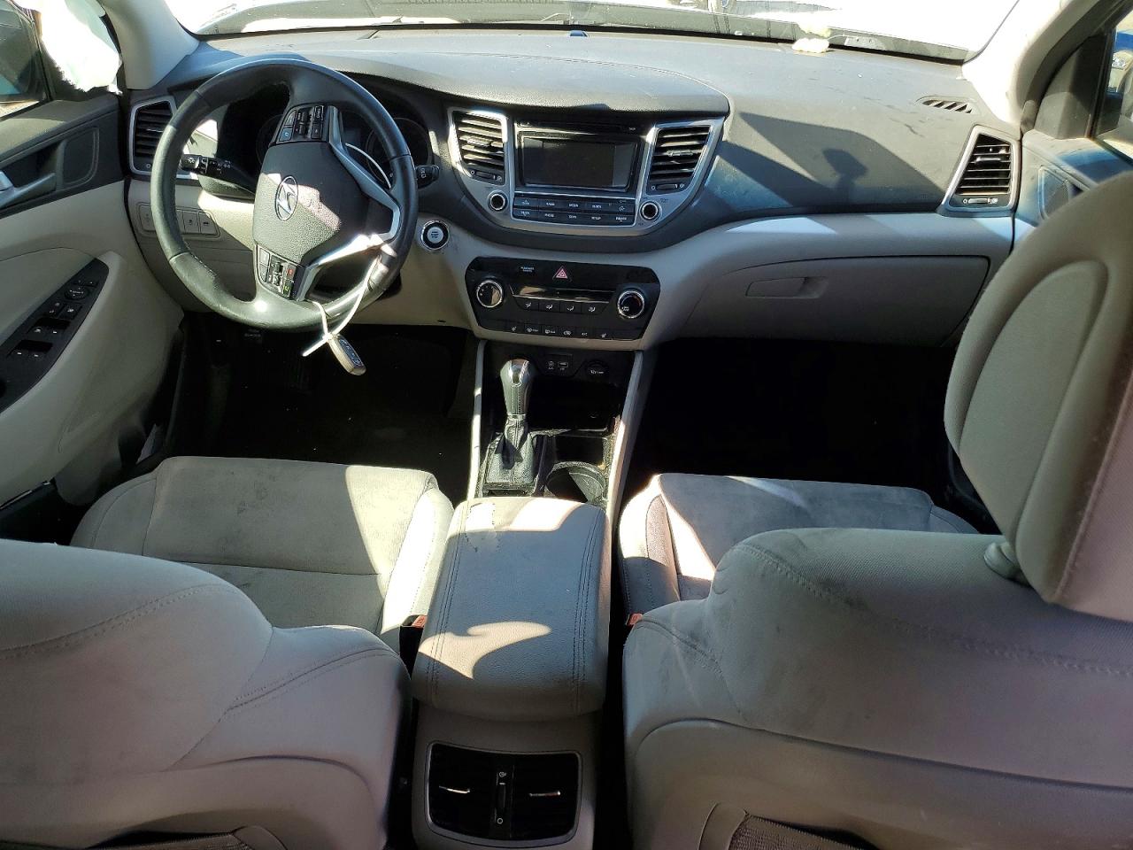 2017 HYUNDAI TUCSON SPORT photo 8