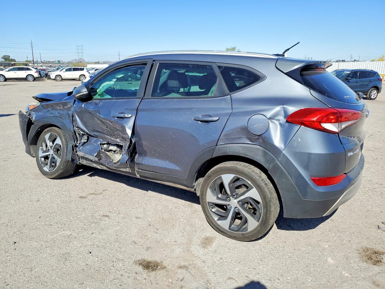 2017 HYUNDAI TUCSON SPORT photo 2