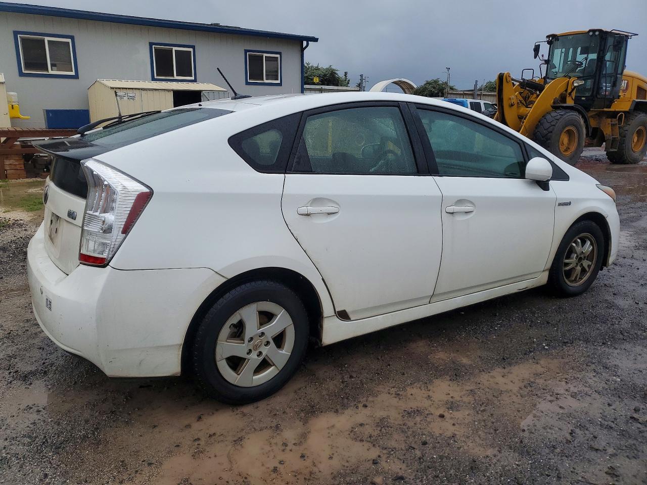 2010 TOYOTA PRIUS I photo 3