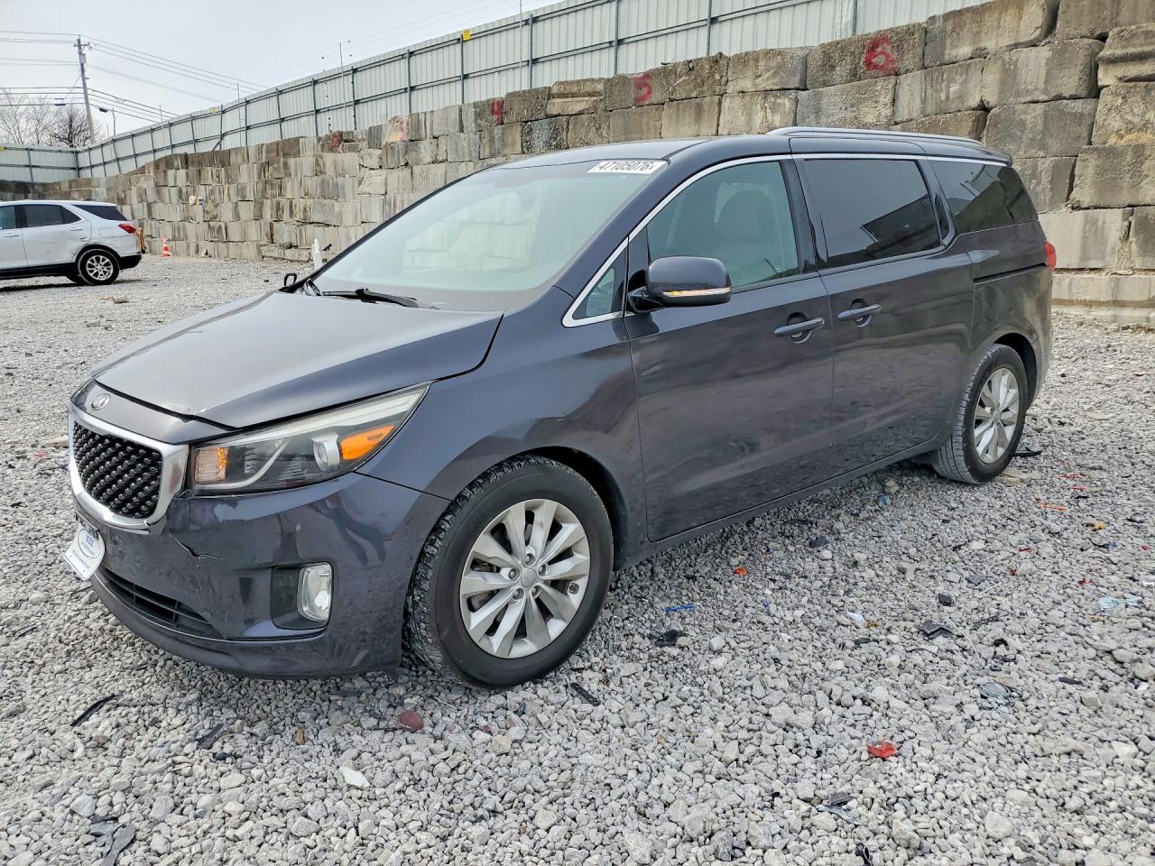 2016 KIA SEDONA
