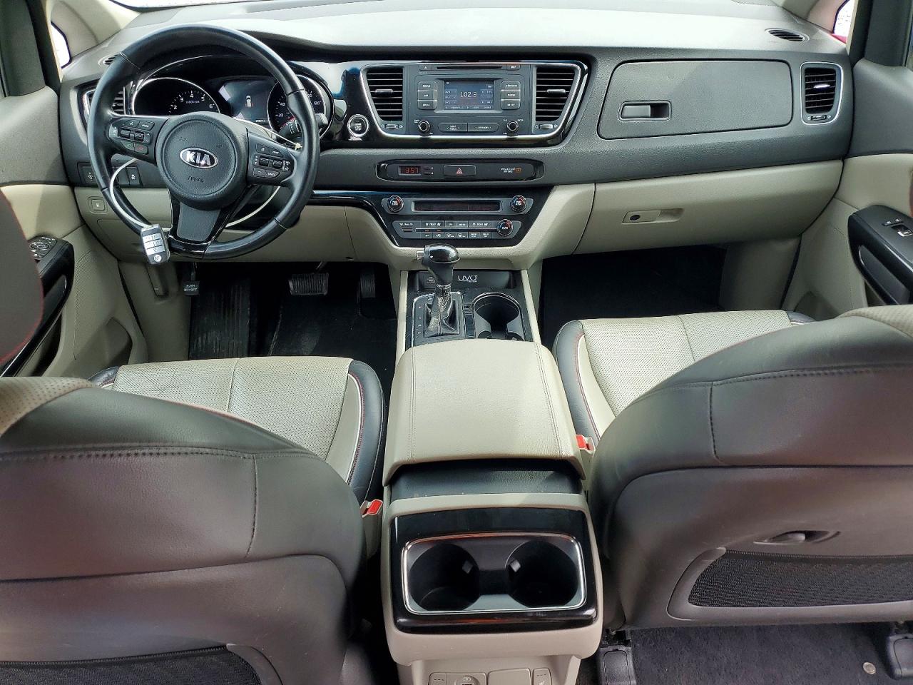2016 KIA SEDONA EX photo 8