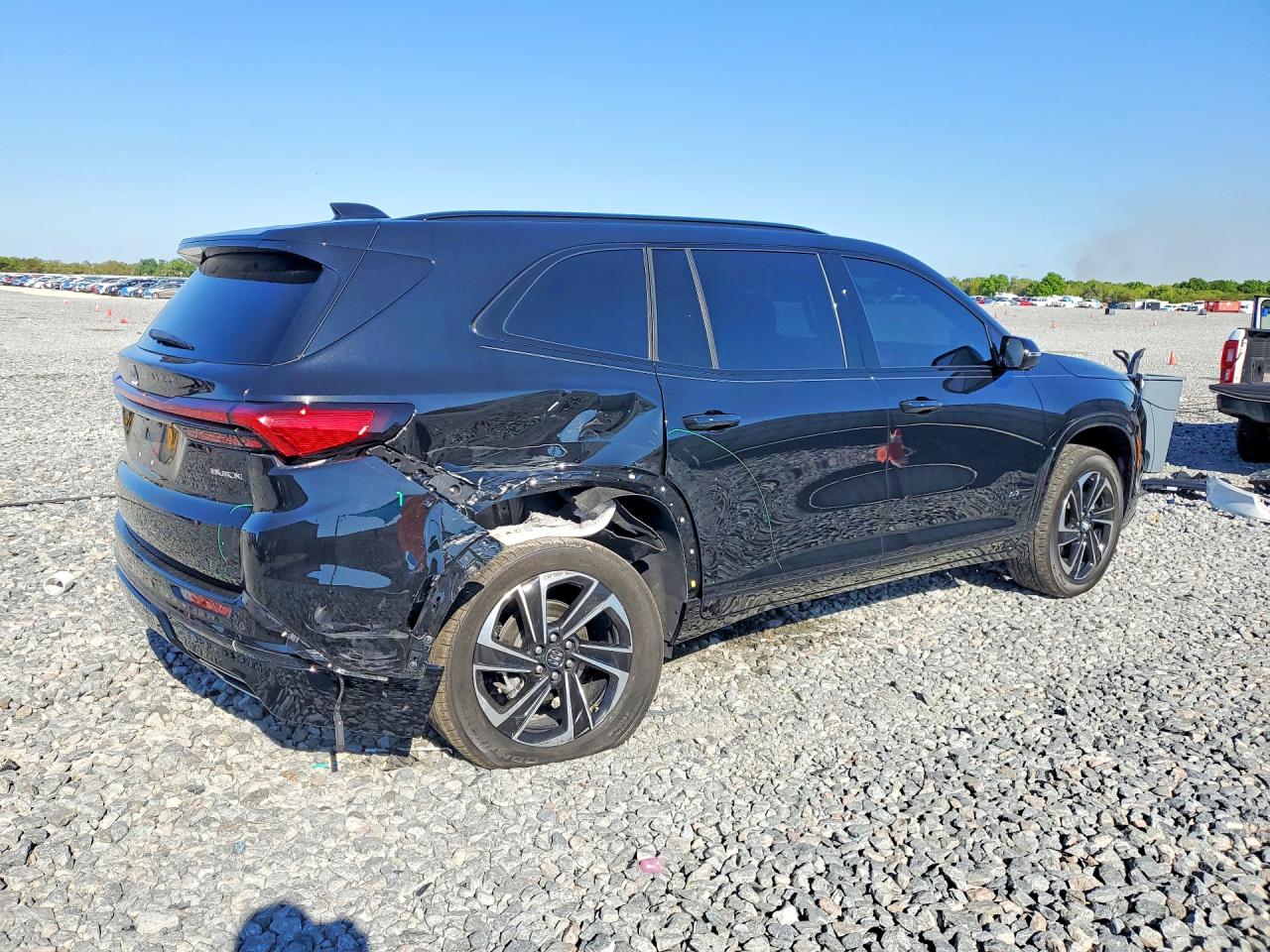 2025 BUICK ENCLAVE SPORT TOURING photo 3
