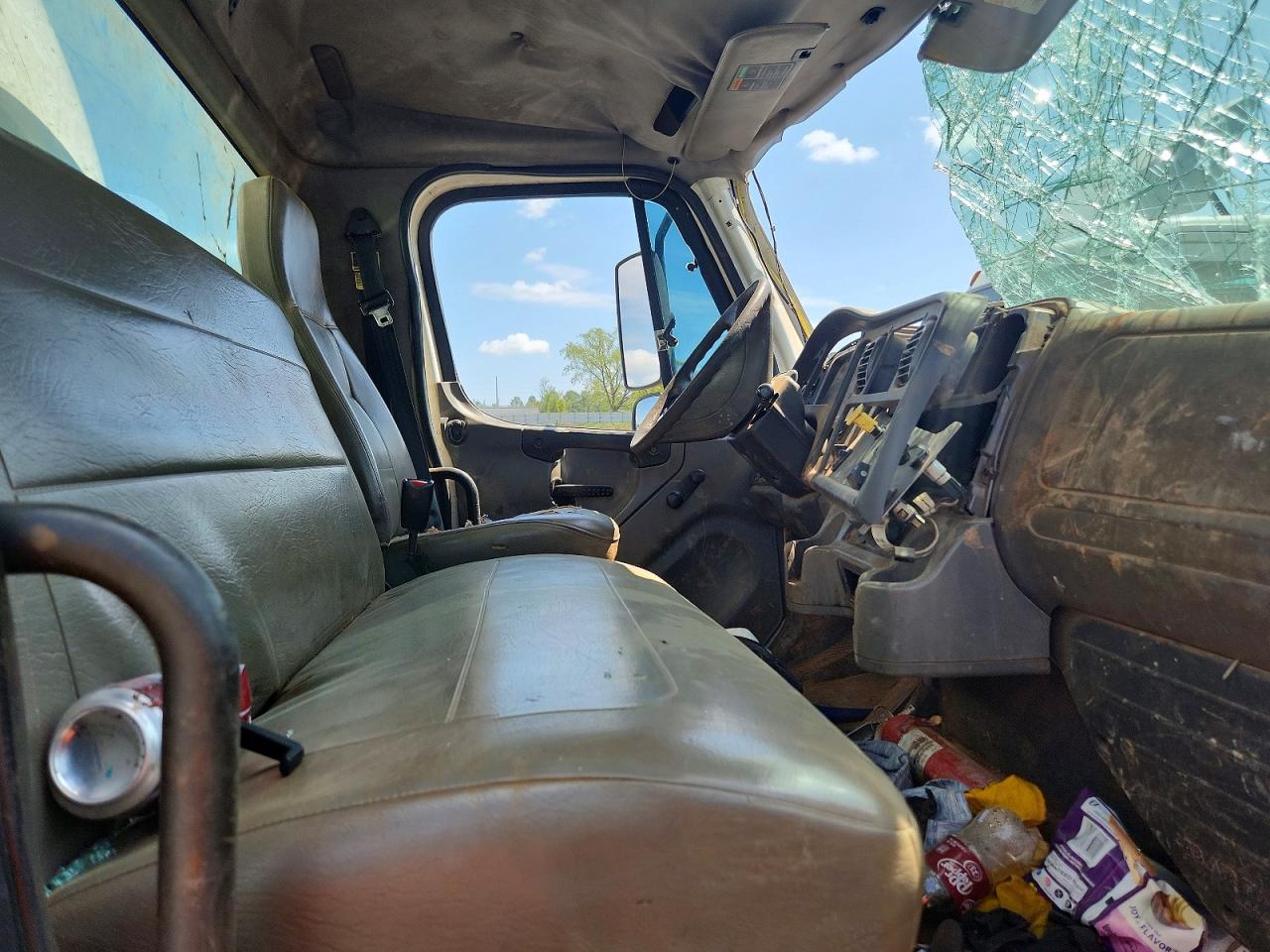 2008 FREIGHTLINER BUSINESS CLASS M2 SEPTIC TRUCK photo 9