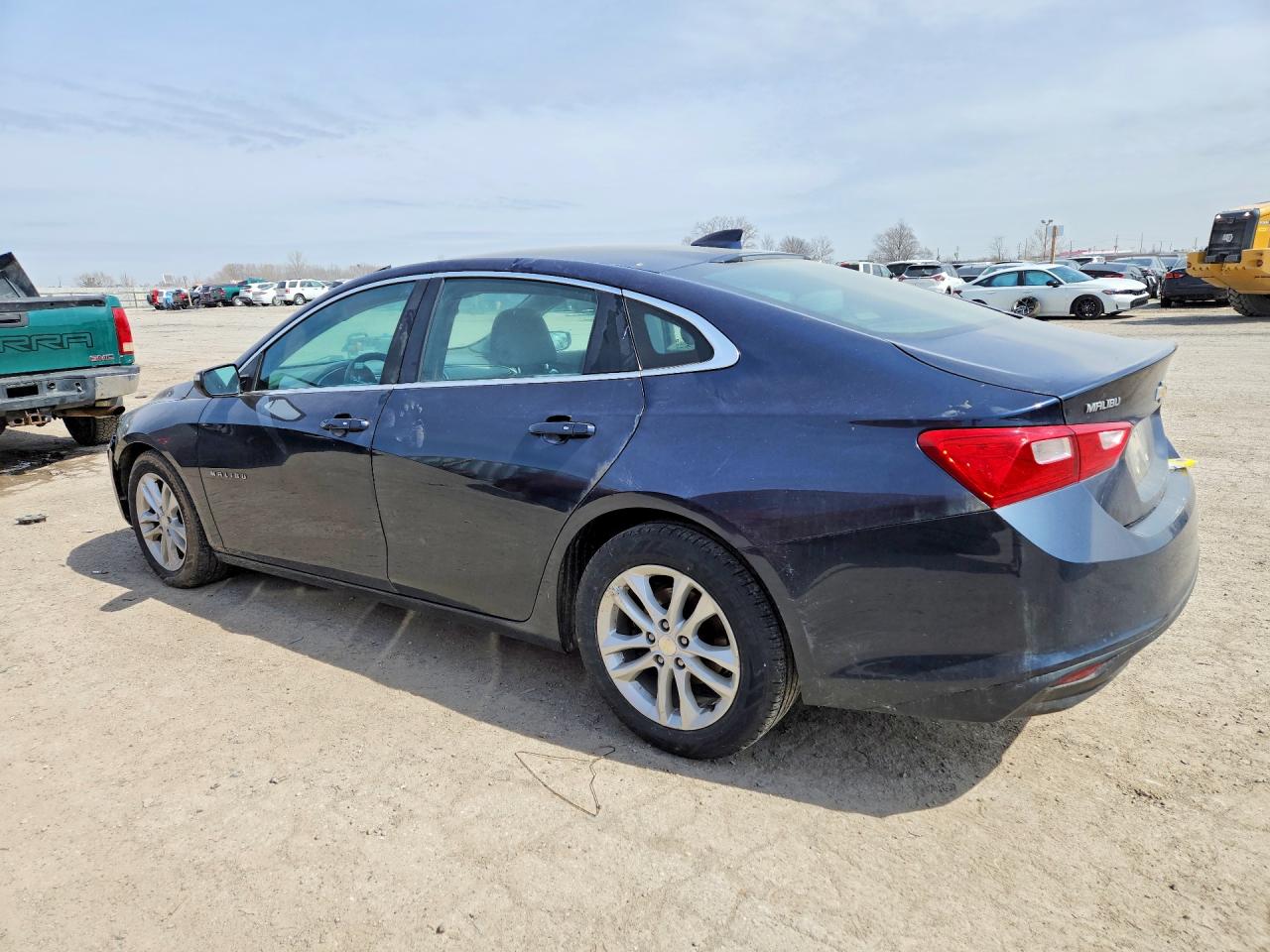 2017 CHEVROLET MALIBU photo 3