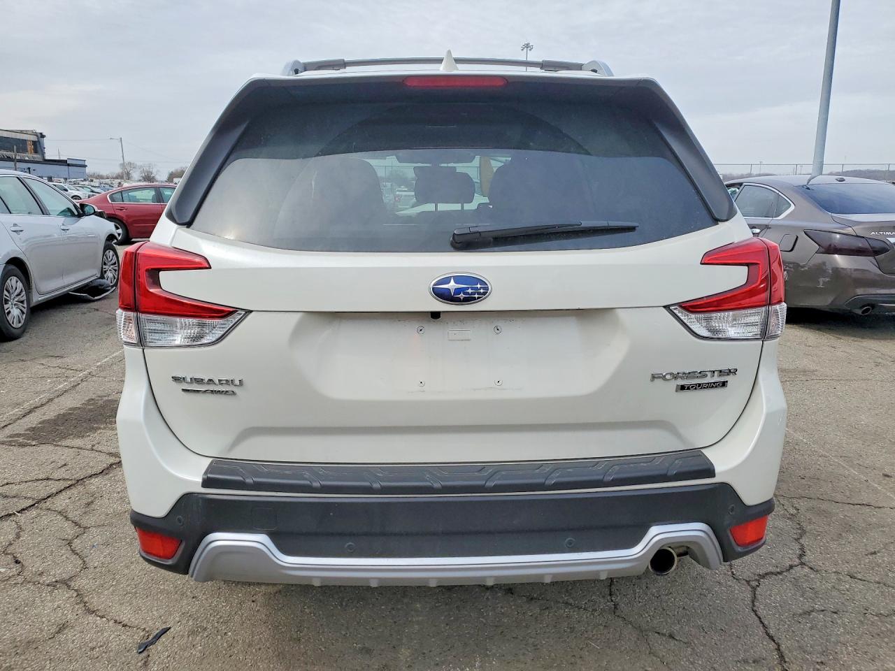 2022 SUBARU FORESTER TOURING photo 6