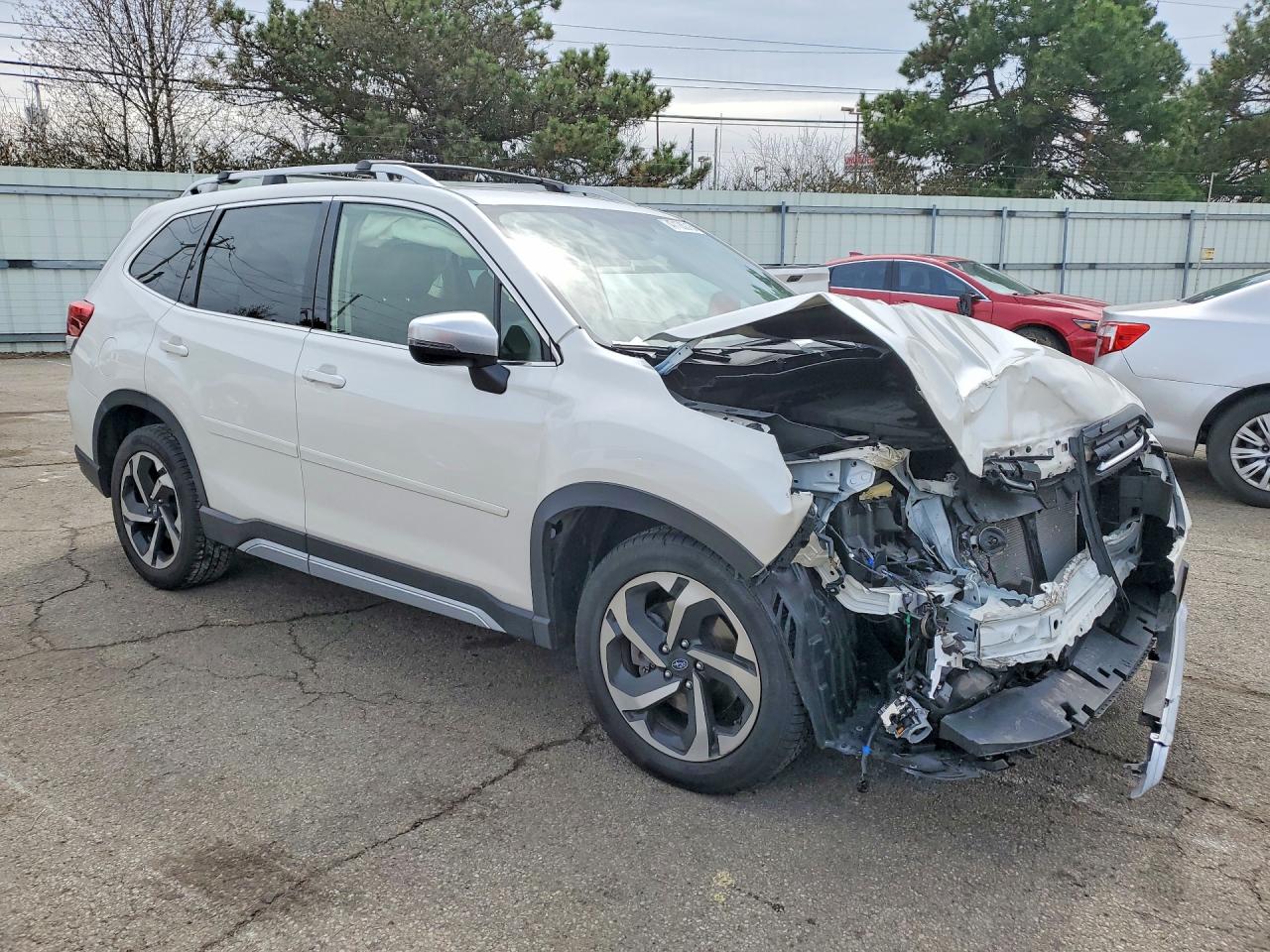 2022 SUBARU FORESTER TOURING photo 4