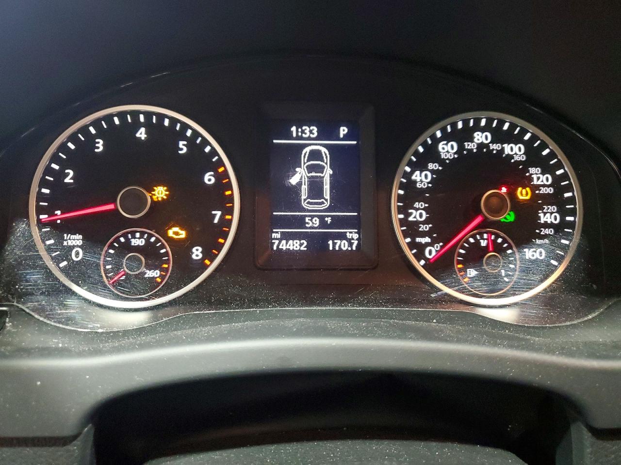 2016 VOLKSWAGEN TIGUAN S photo 9