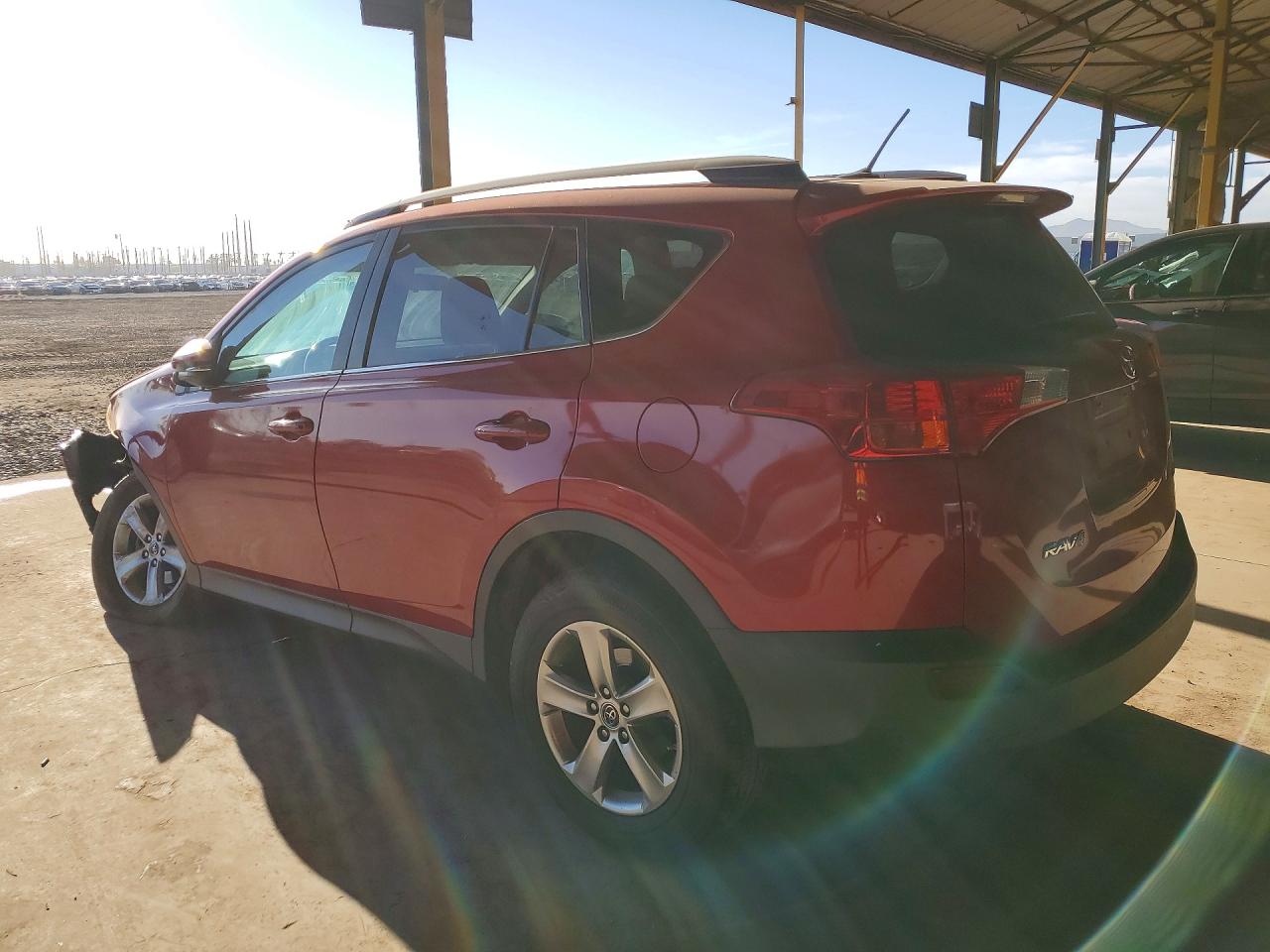 2015 TOYOTA RAV4 XLE photo 3