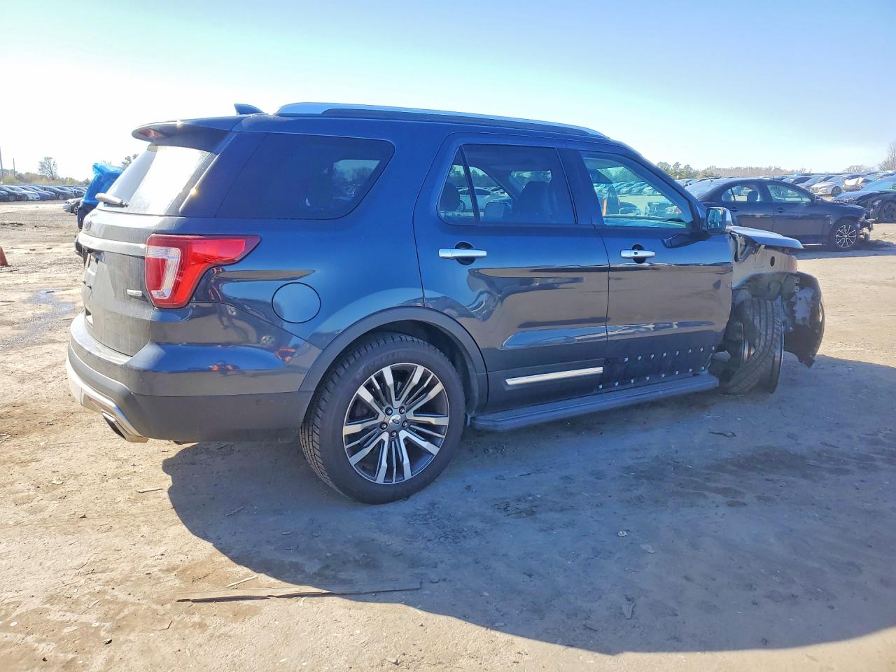 2017 FORD EXPLORER PLATINUM photo 5