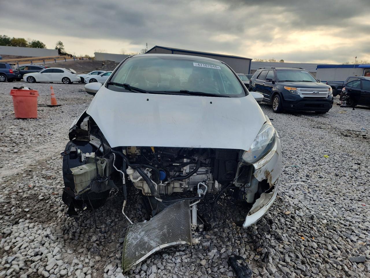 2019 FORD FIESTA SE photo 5